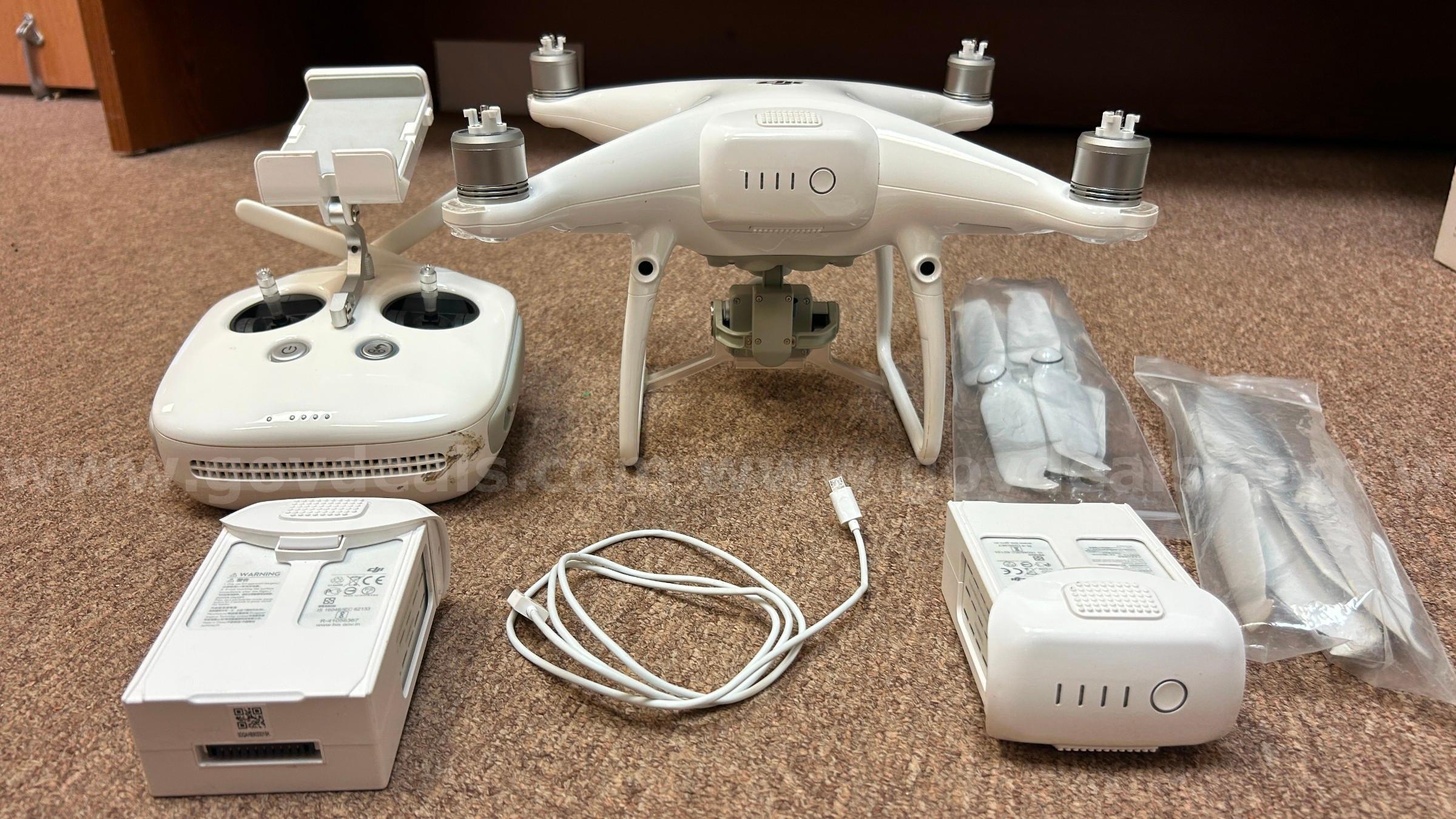 Phantom 4 Pro V2.0 Drone  KAF620JF Government Surplus Auction - Photo #2