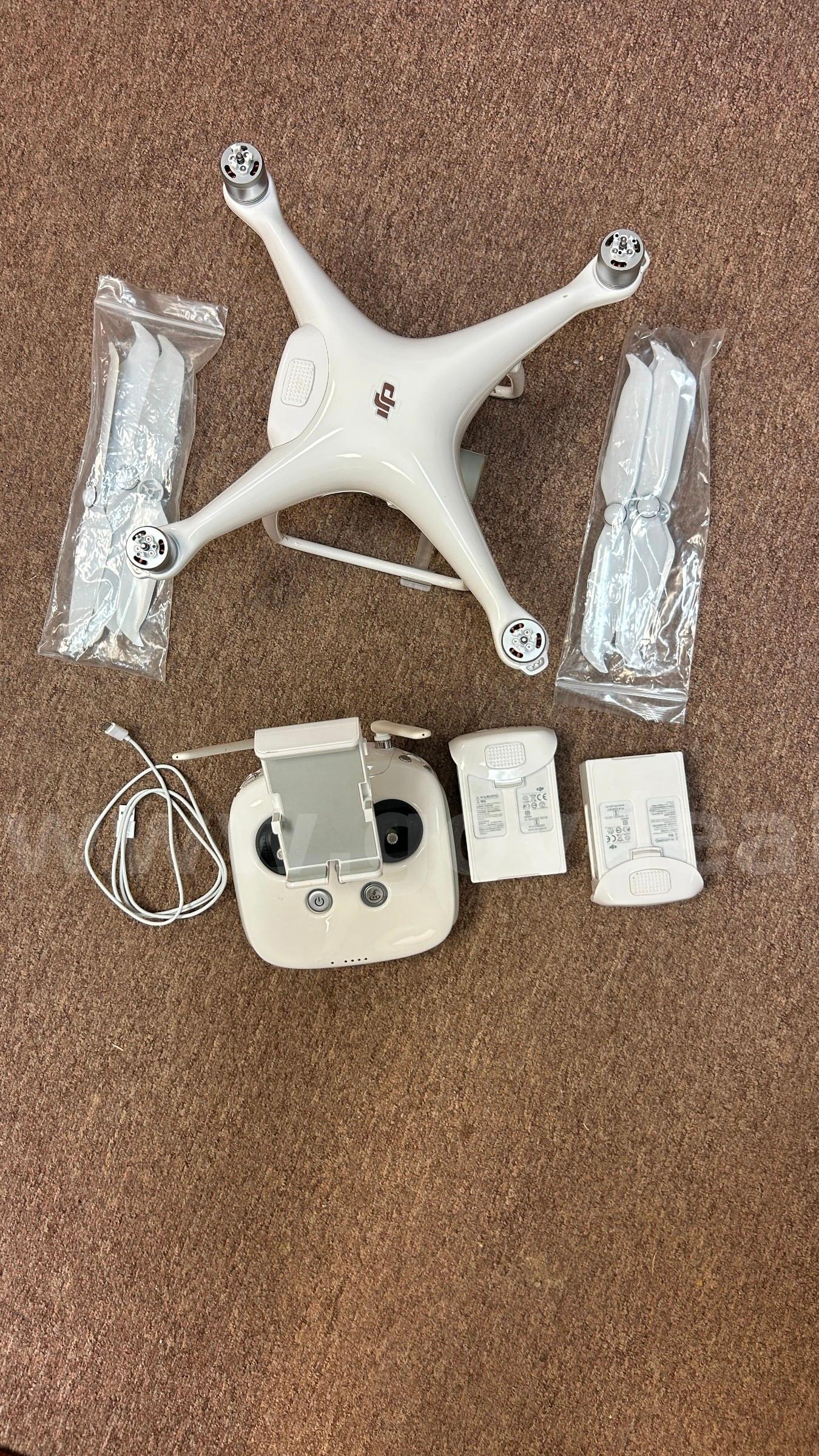 Phantom 4 Pro V2.0 Drone  KAF620JF Government Surplus Auction - Photo #3