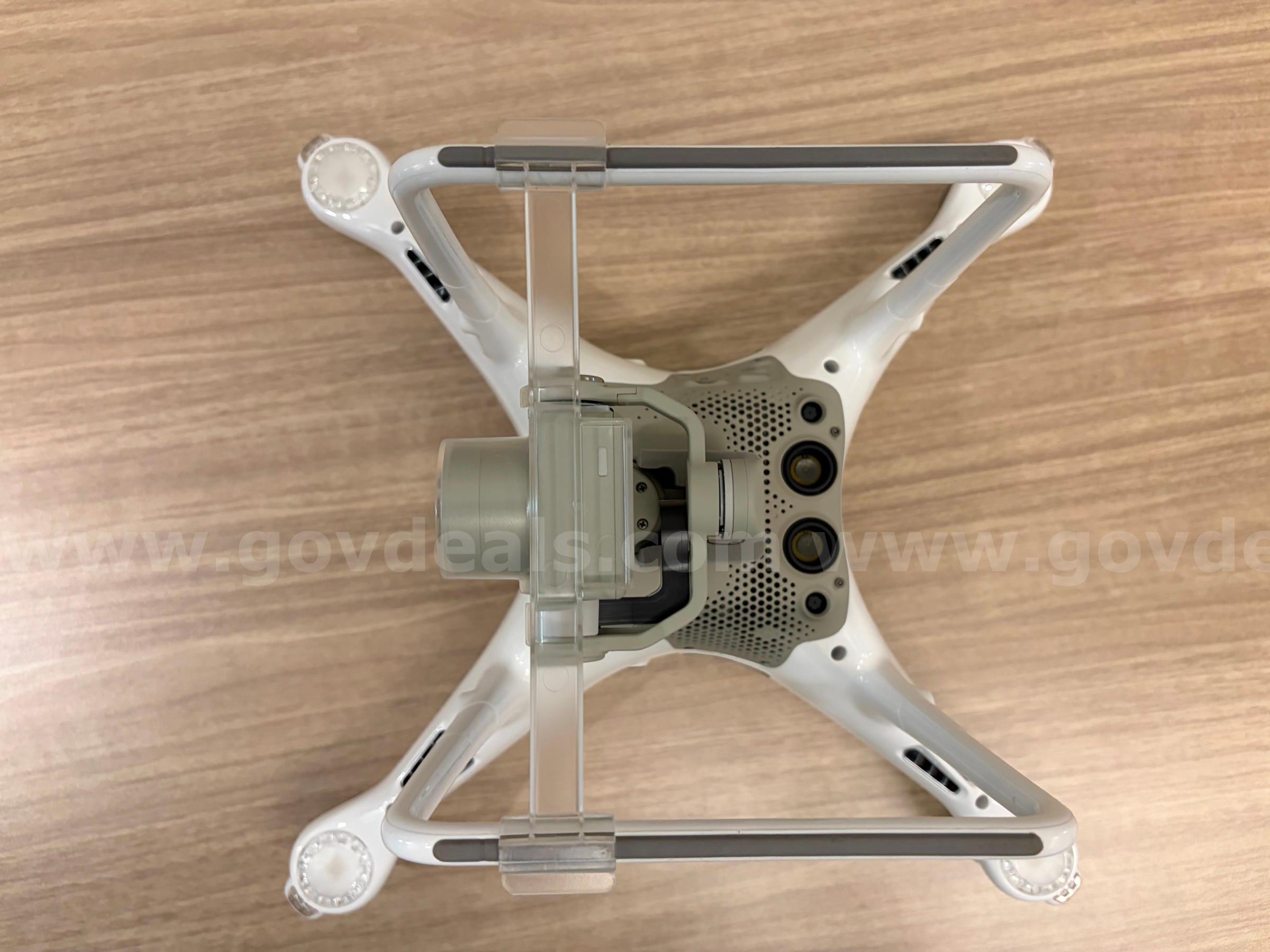 Phantom 4 Pro DJI  Government Surplus Auction - Photo #4