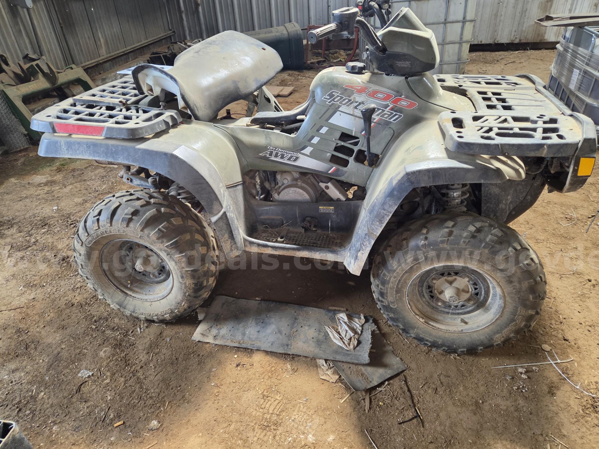 Polaris Sportsman 400 - 4 wheeler Polaris 400 Government Surplus Auction - Primary Photo
