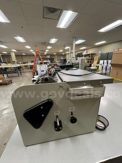 Koilmatic Auto Tabletop Coil inserter Koilmatic PBS 2800 Government Surplus Auction - Photo #2