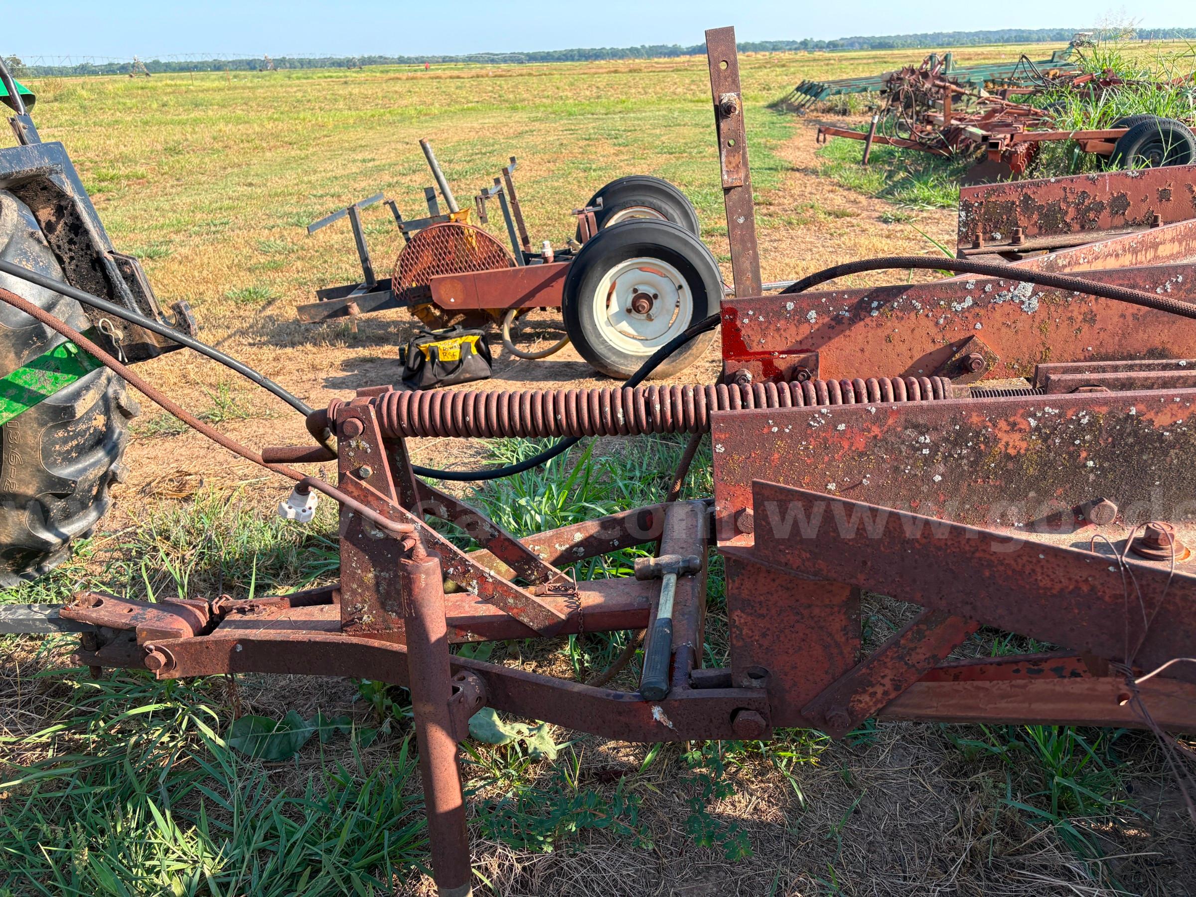 International Harvester 14ft Disc International Harvester 501 Government Surplus Auction - Photo #4