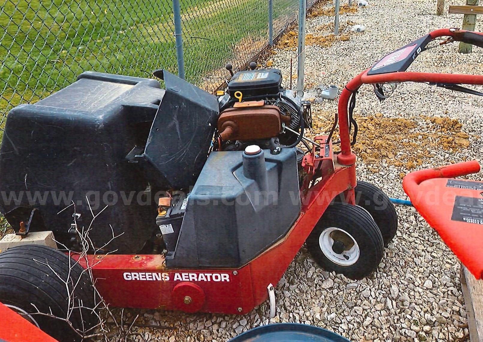 Toro 9120 Greens Aerator Jacobsen 9120 Government Surplus Auction - Photo #3