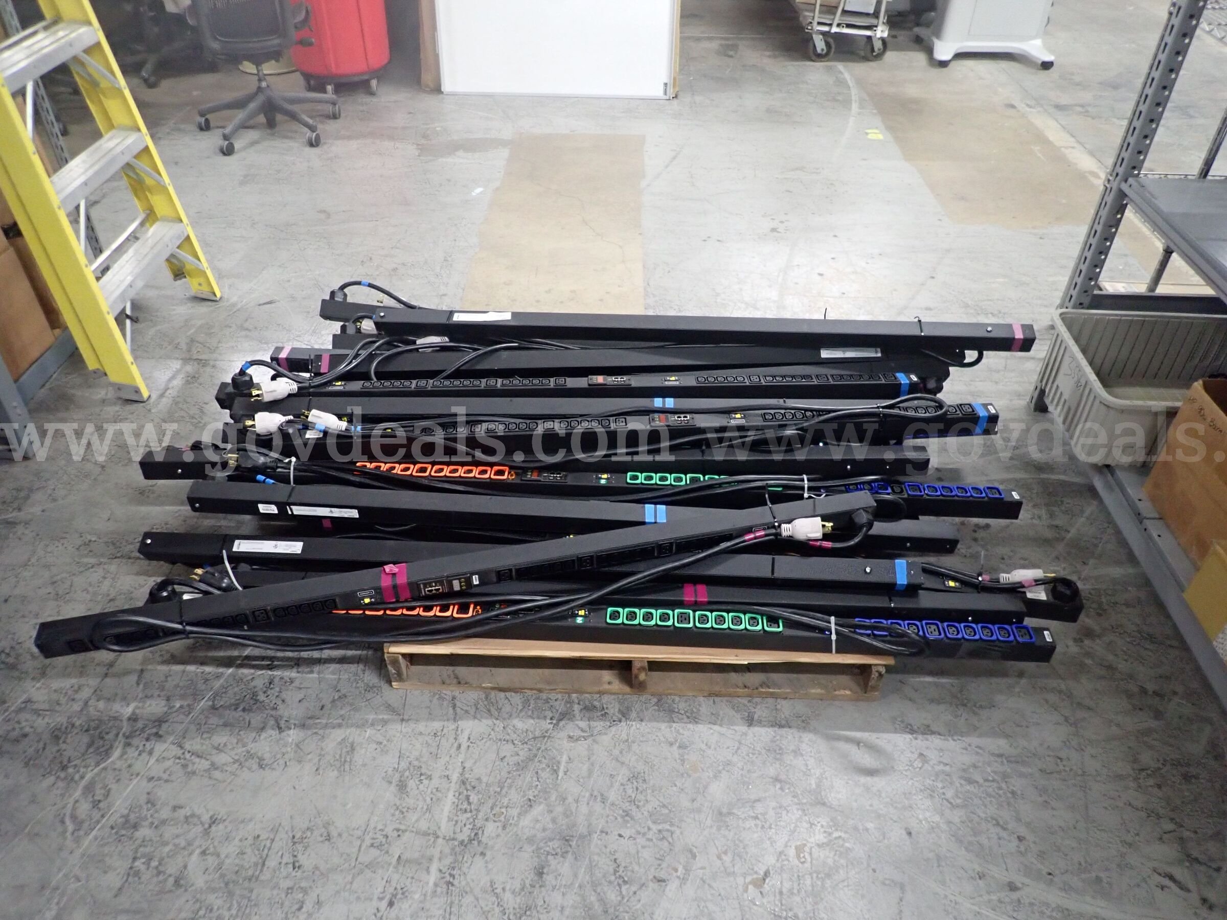 Pallet of Geist Switch Metered PDU Power Strips, Passed Power Test
