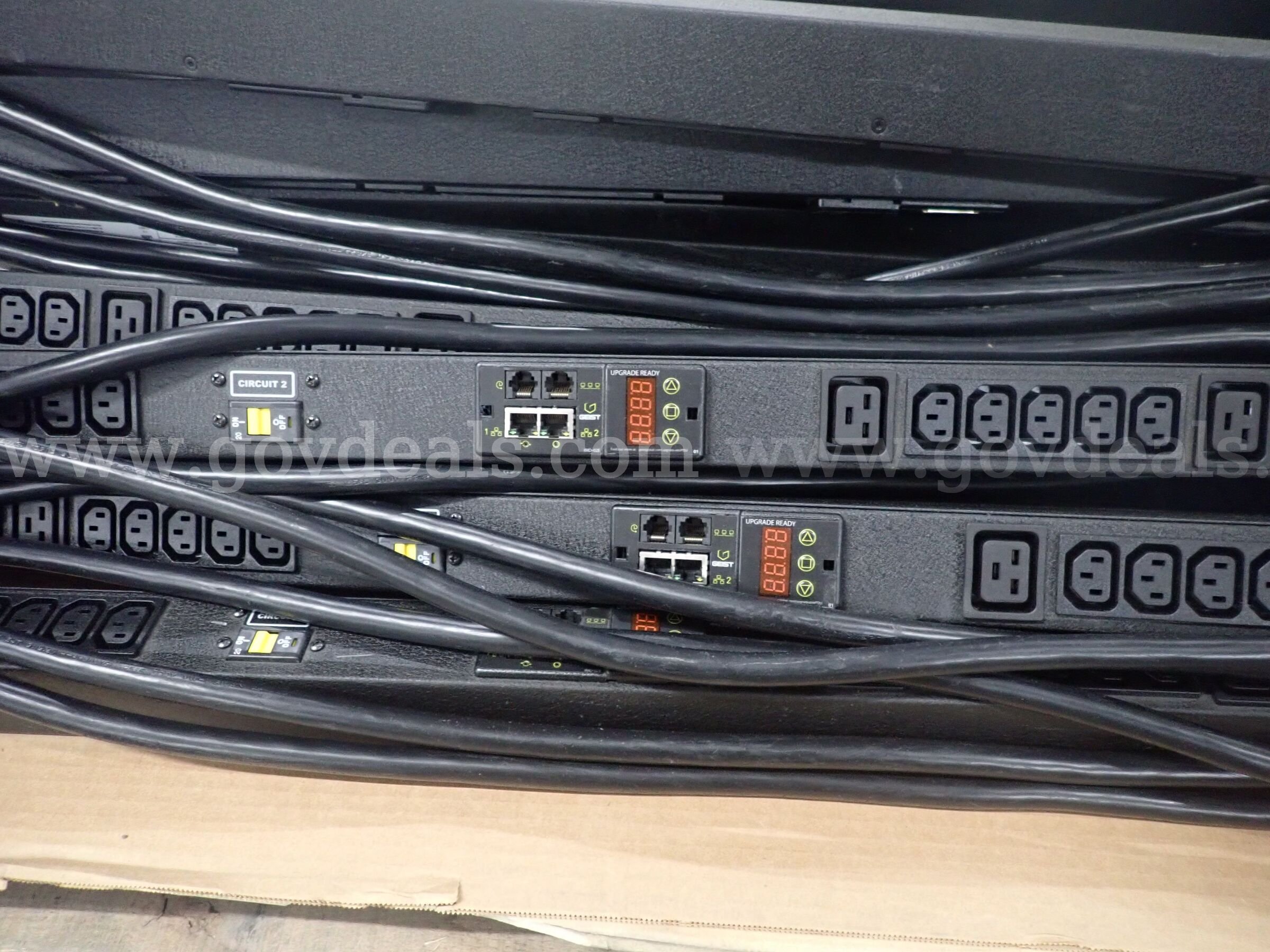 Pallet of Geist Switch Metered PDU Power Strips, Passed Power Test Geist Mixed Government Surplus Auction - Photo #6