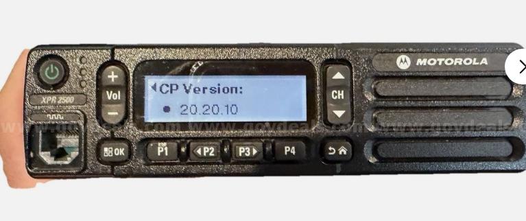 BRAND NEW Motorola XPR2500 VHF 136-174 MHz 45w mobile radio AAM02JQH9JA1AN With Microphone SHIPPING ONLY Motorola 136 Government Surplus Auction - Photo #3