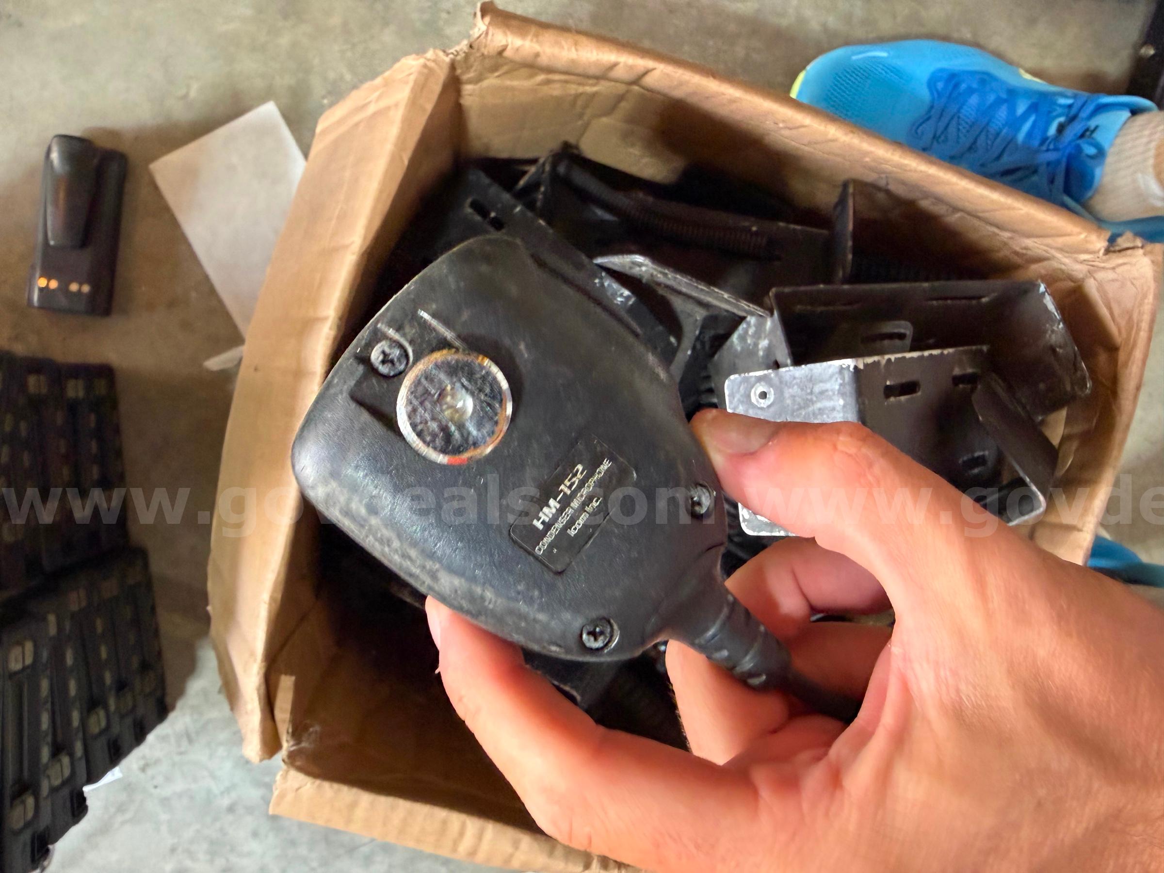 Lot of Icom radios mobile mounting brackets and hand mics shipping only   Government Surplus Auction - Photo #4