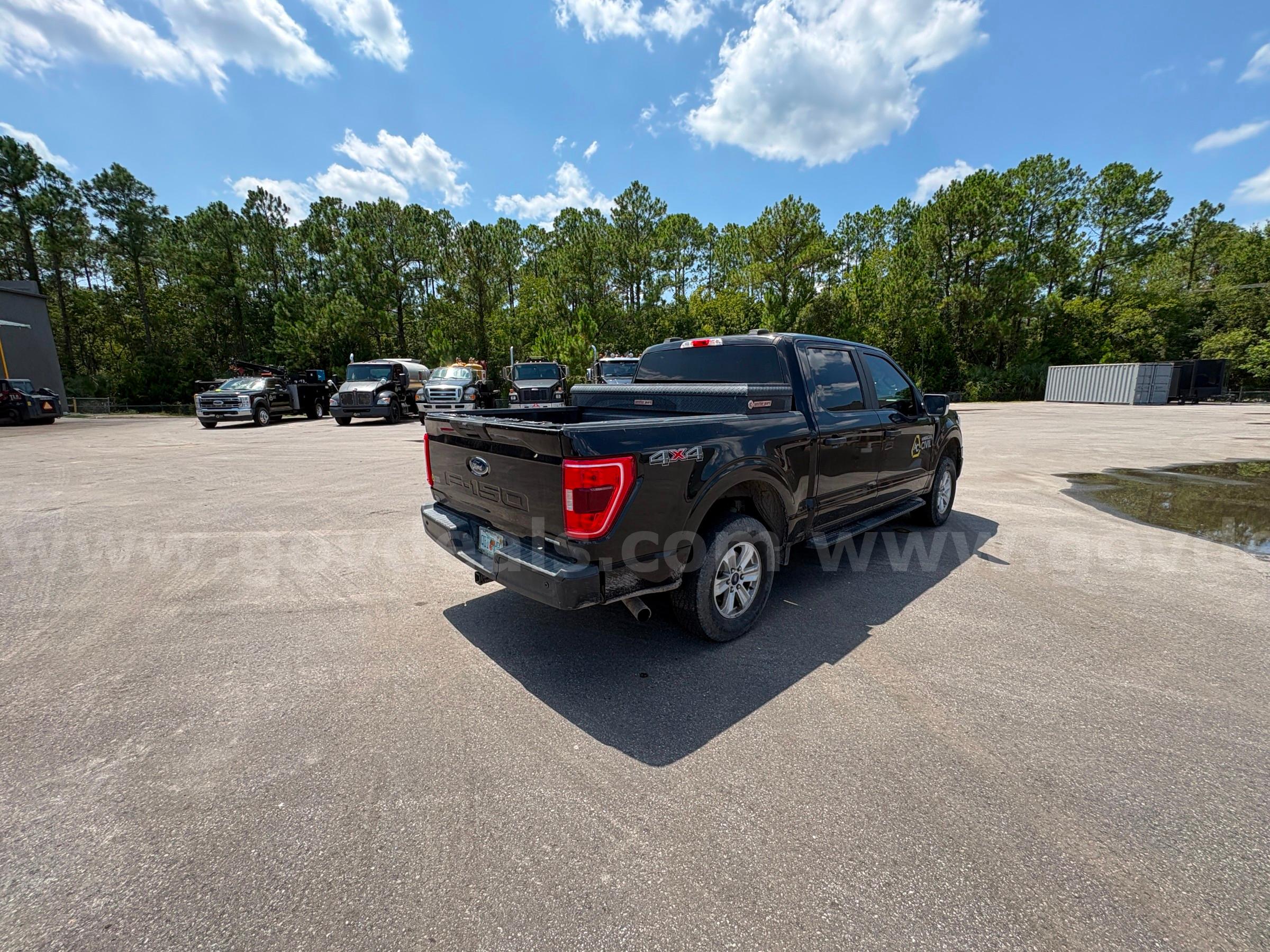 2021 Ford F-150 XLT 4x4 Crew Cab Pickup Ford F-150 Government Surplus Auction - Photo #3