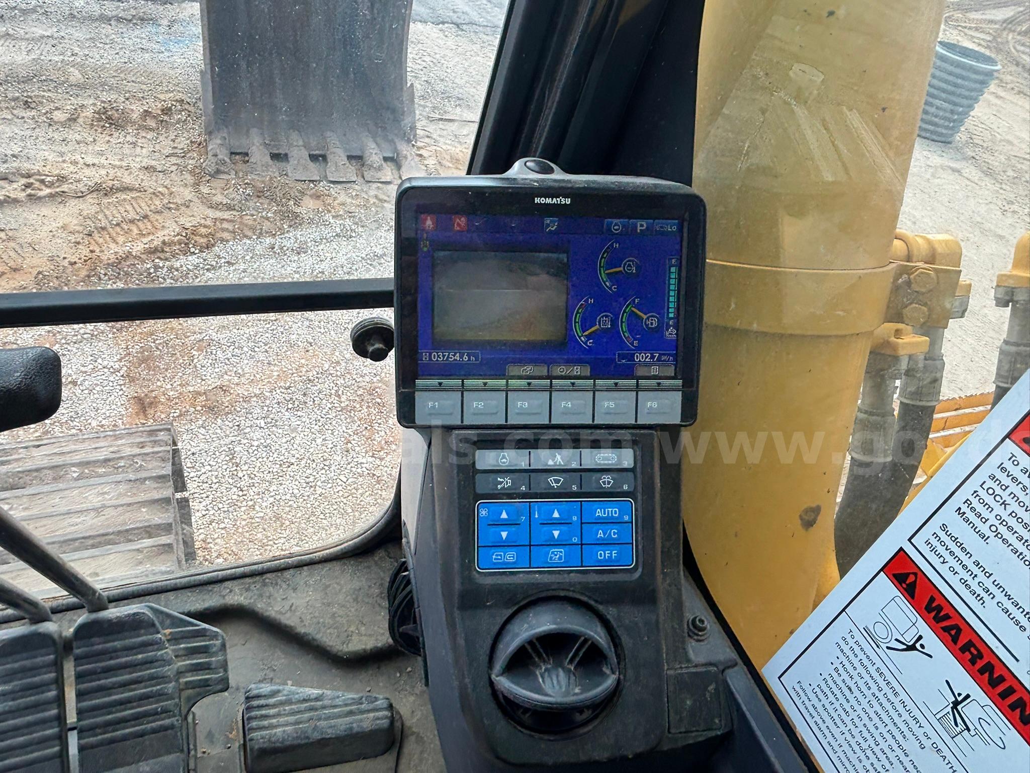 2024 Komatsu PC490LC-11 Hydraulic Excavator Komatsu PC490LC Government Surplus Auction - Photo #5