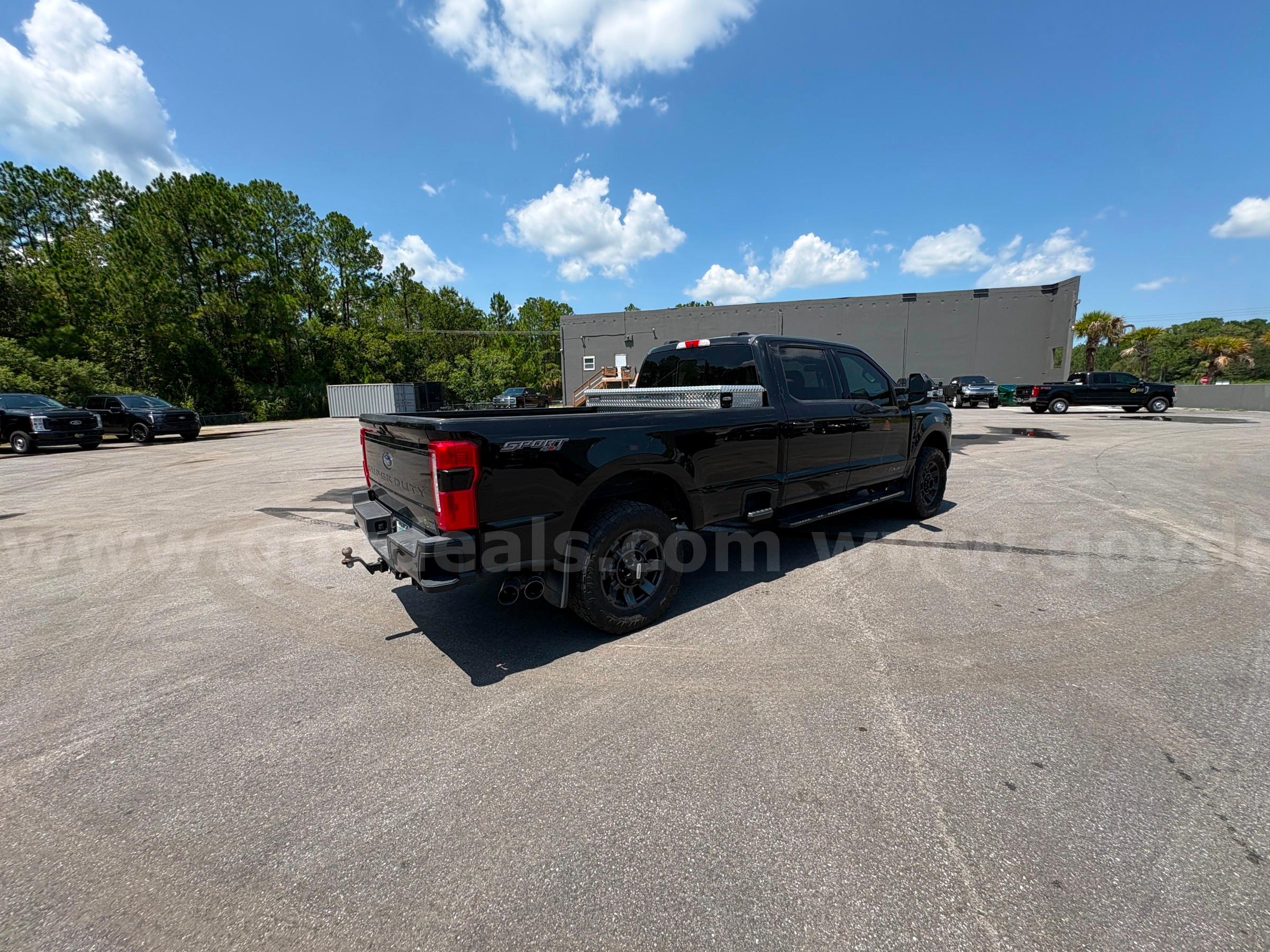 2024 Ford F-250 XL SD 4x4 Crew Cab Pickup Ford F-250 Government Surplus Auction - Photo #3