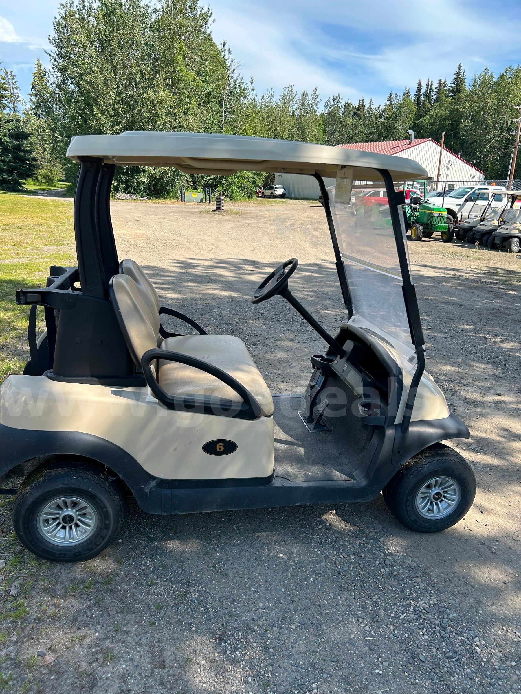 2017 Gas Club Car Club Car  Government Surplus Auction - Photo #2