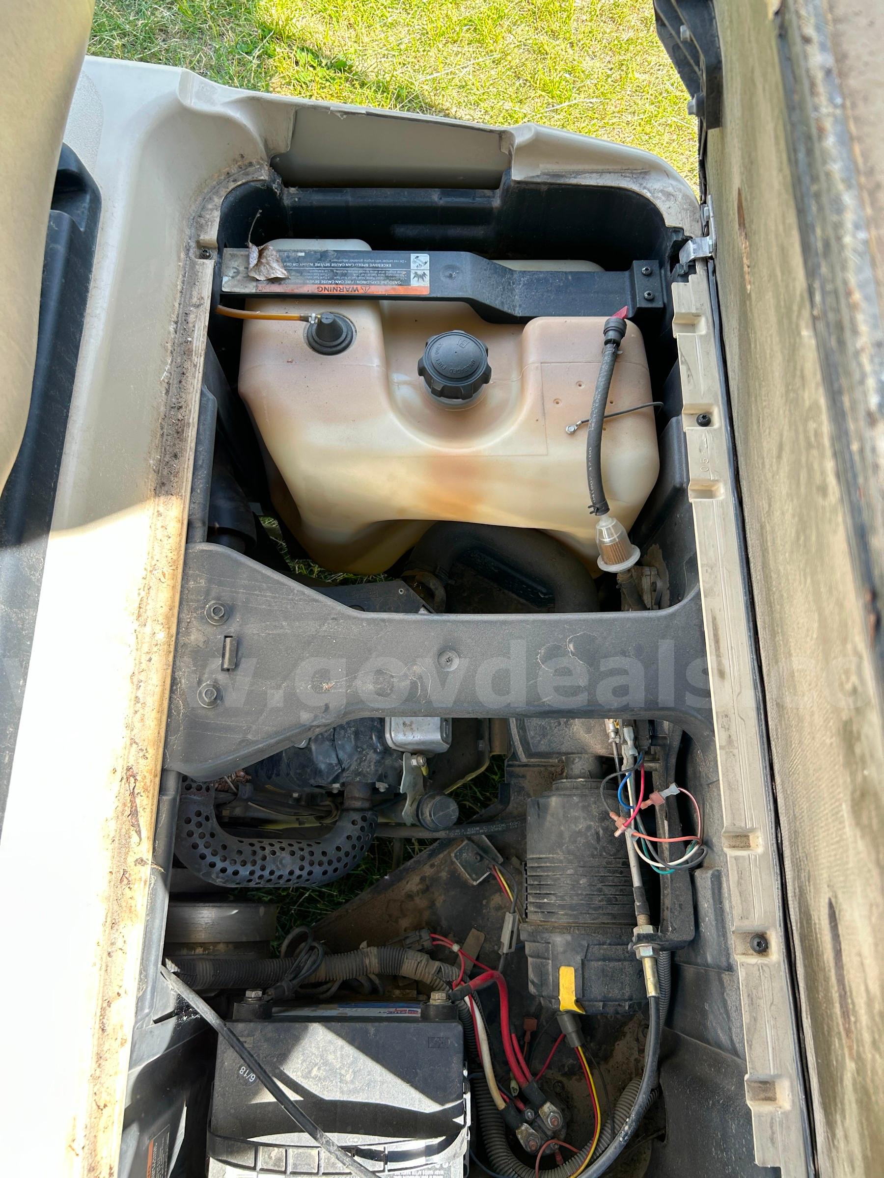 2007 Gas Club Car Club Car  Government Surplus Auction - Photo #5