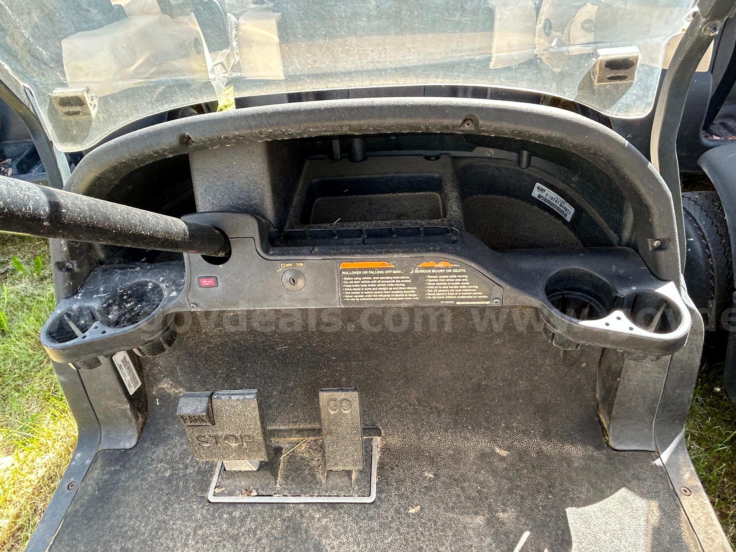 2007 Gas Club Car Club Car  Government Surplus Auction - Photo #5