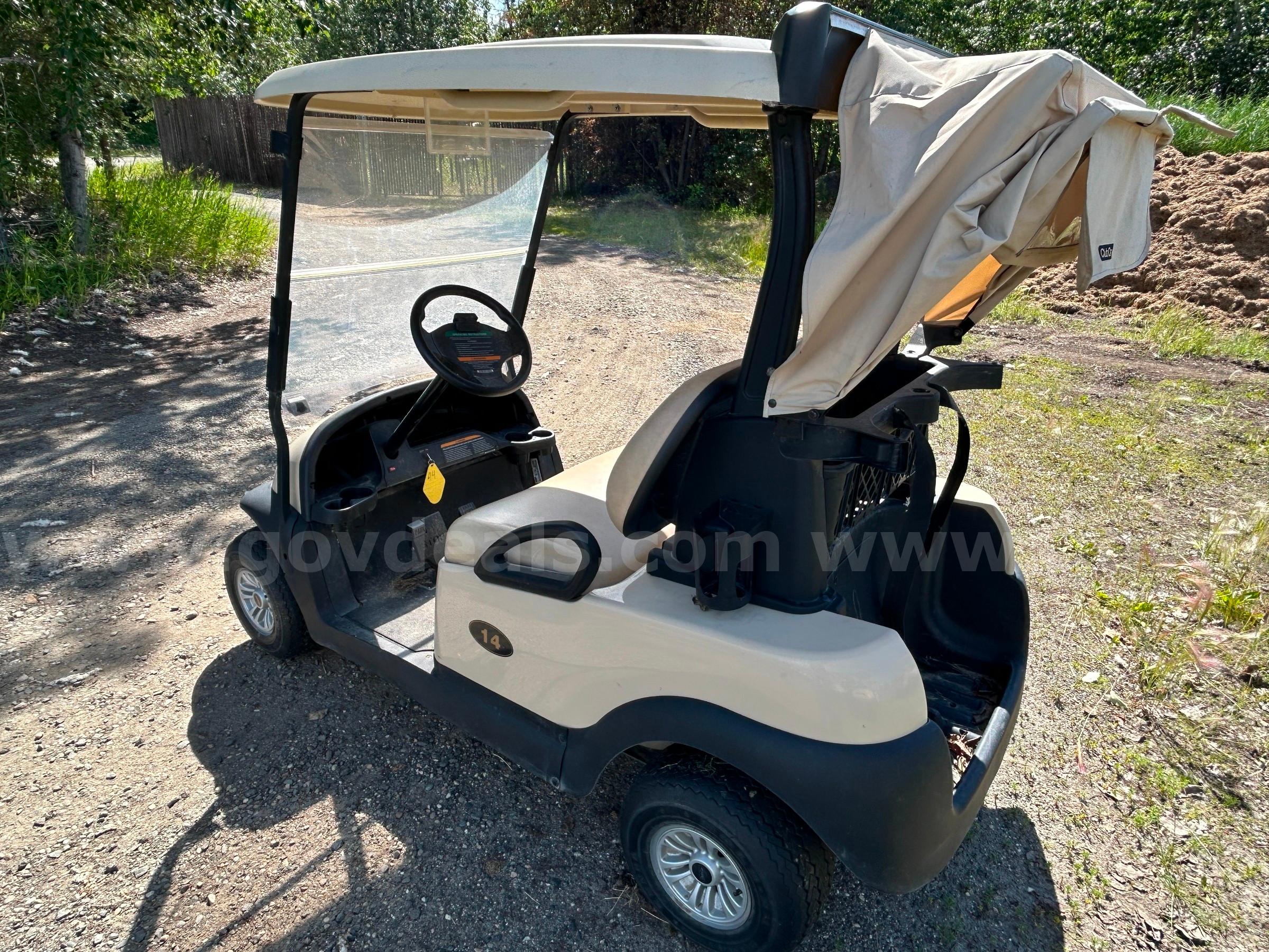 2017 Gas Club Car Club Car  Government Surplus Auction - Photo #5