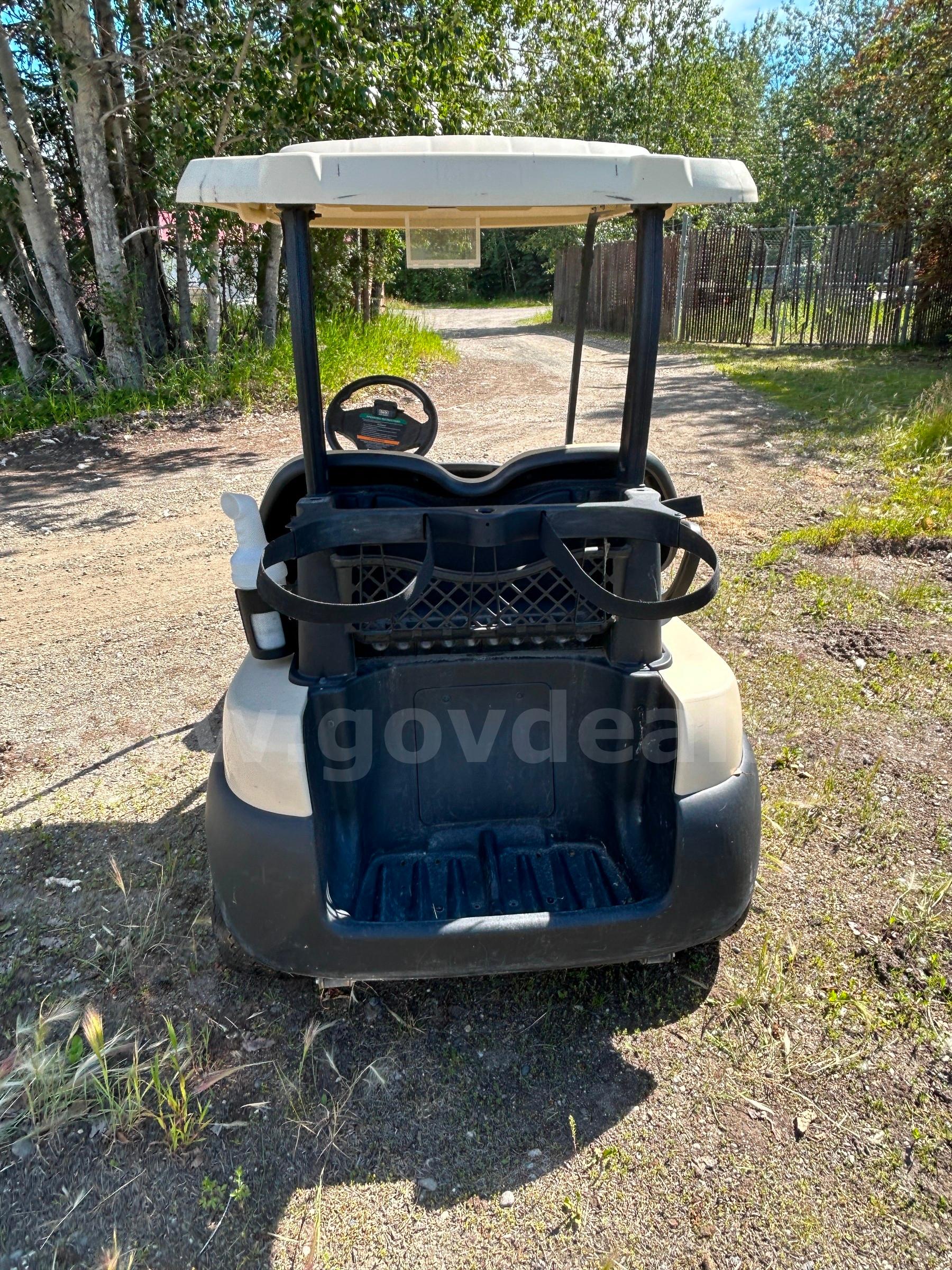 2017 Gas Club Car Club Car  Government Surplus Auction - Photo #4