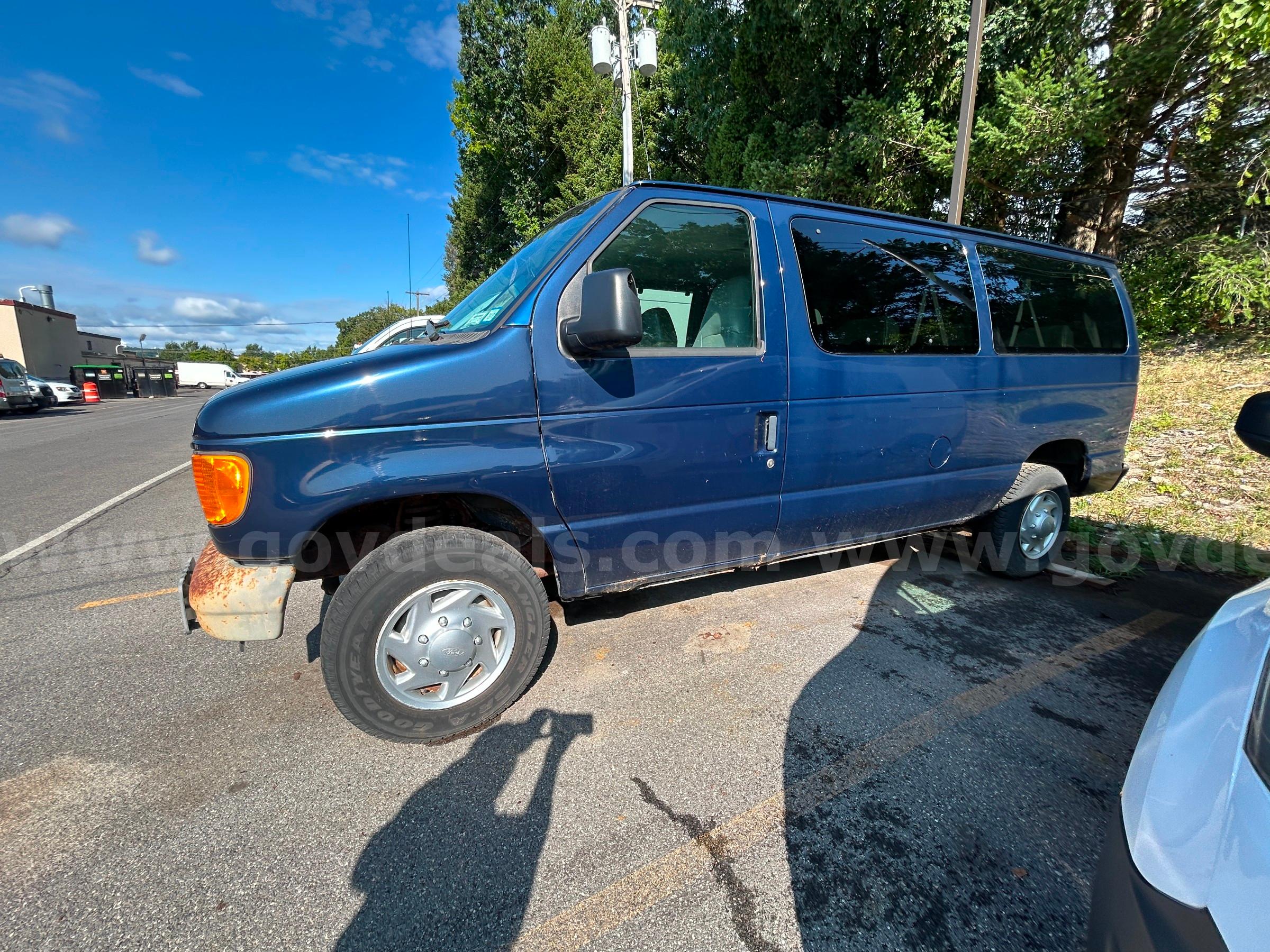 2007 Ford Econoline Passenger Van