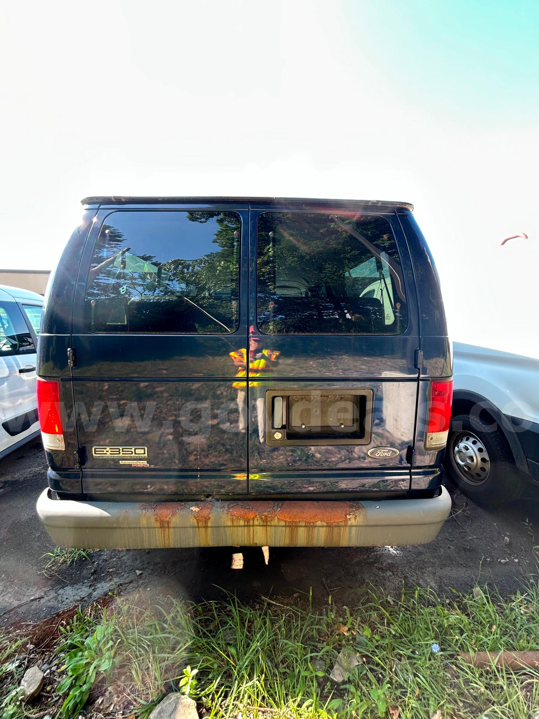 2007 Ford Econoline Passenger Van Ford Econoline Government Surplus Auction - Photo #2