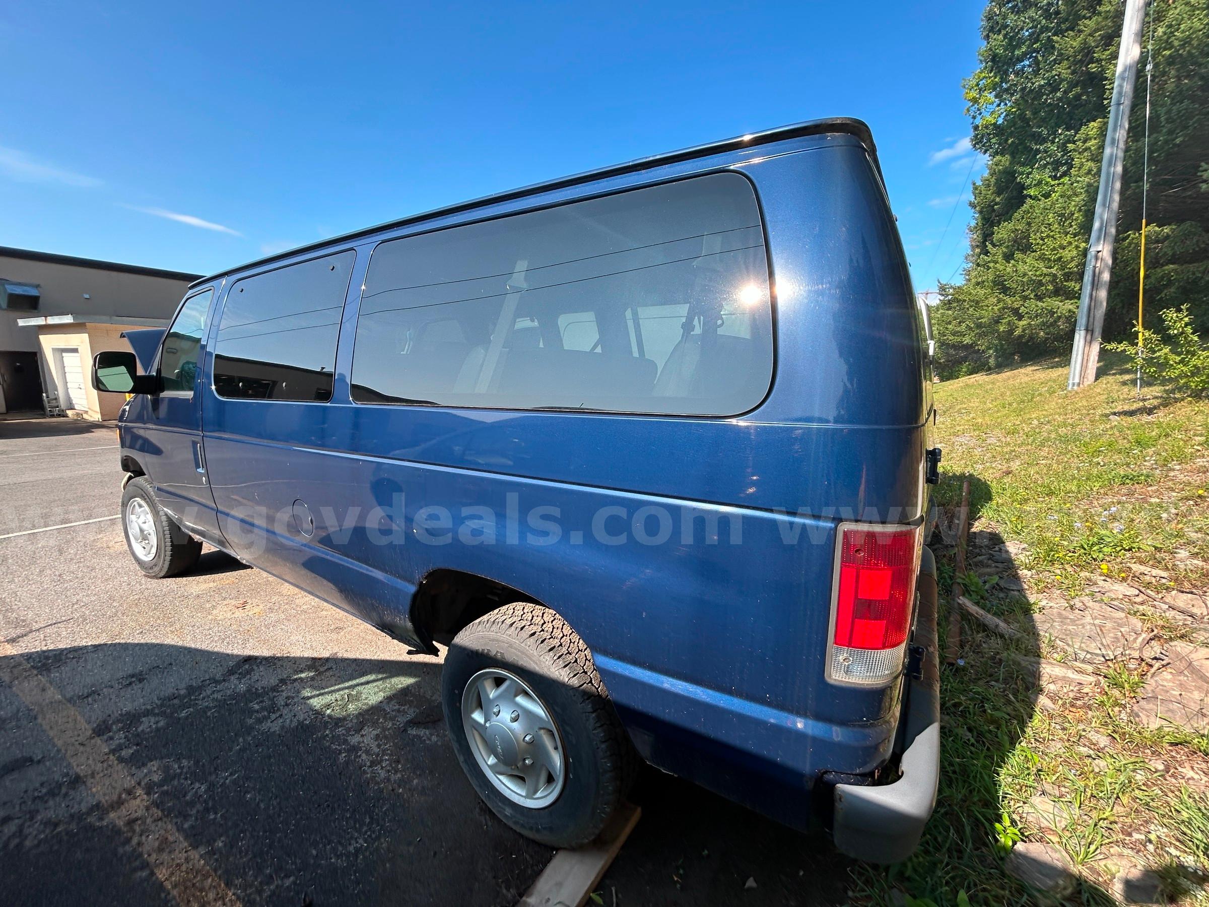 2007 Ford Econoline Passenger Van Ford Econoline Government Surplus Auction - Photo #5