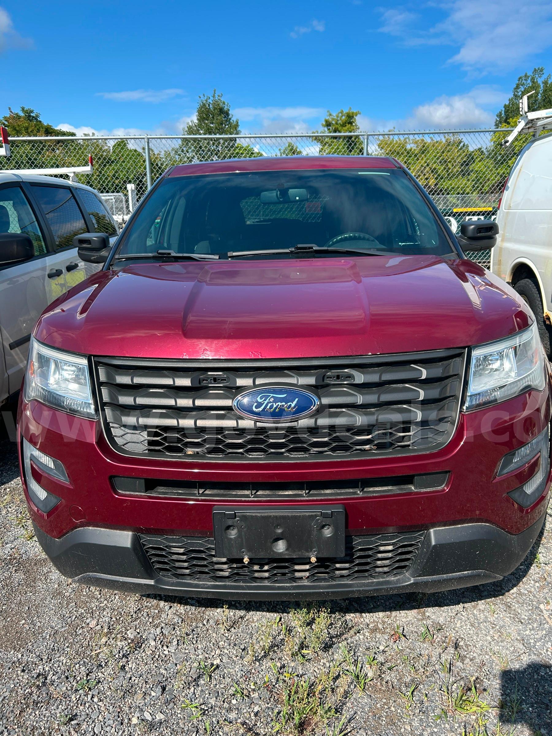 2018 Ford Explorer  SEE VIDEO!!! Ford Explorer Government Surplus Auction - Photo #2