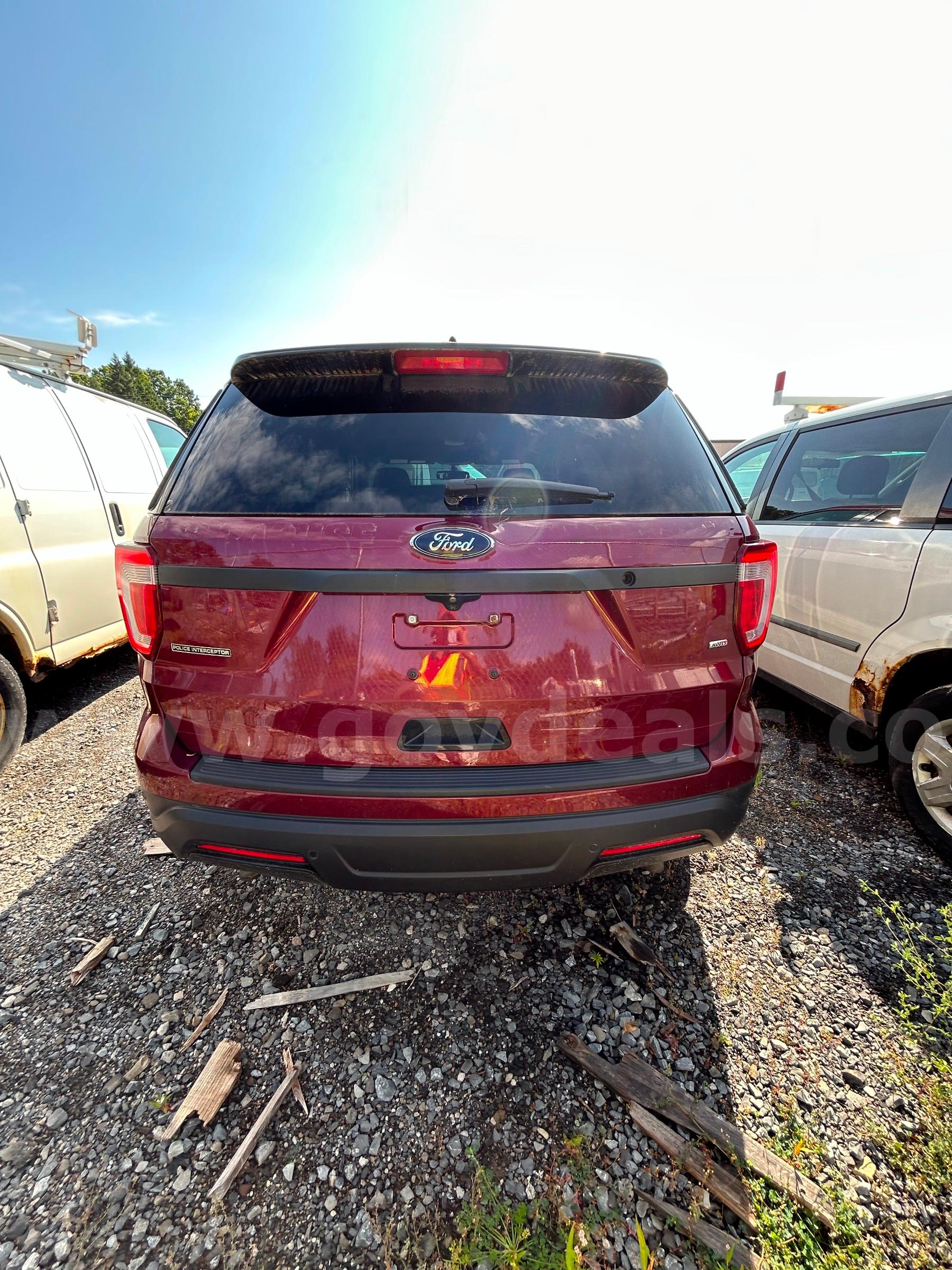 2018 Ford Explorer  SEE VIDEO!!! Ford Explorer Government Surplus Auction - Photo #3