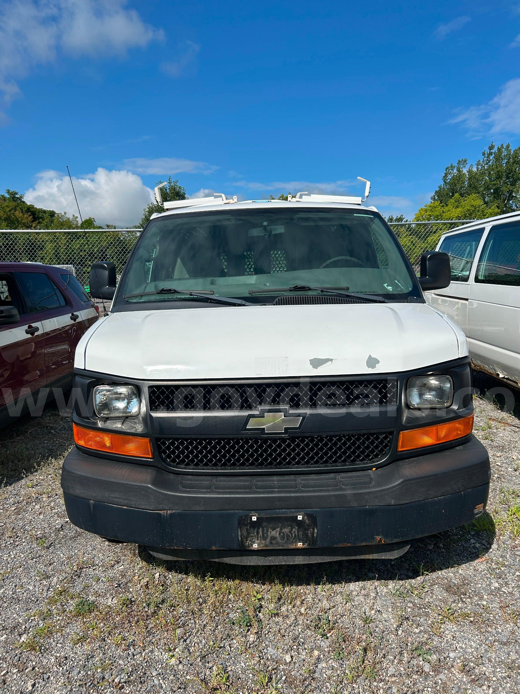 2012 Chevrolet Express Cargo Van   SEE VIDEO!!