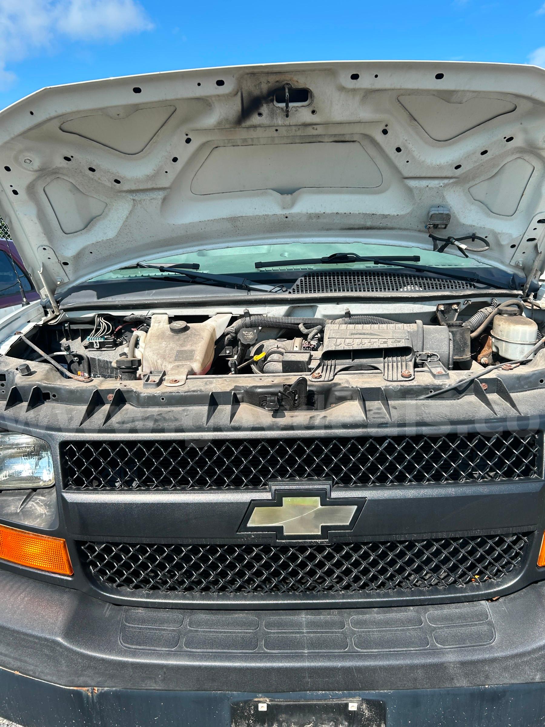 2012 Chevrolet Express Cargo Van   SEE VIDEO!! Chevrolet Express Government Surplus Auction - Photo #2