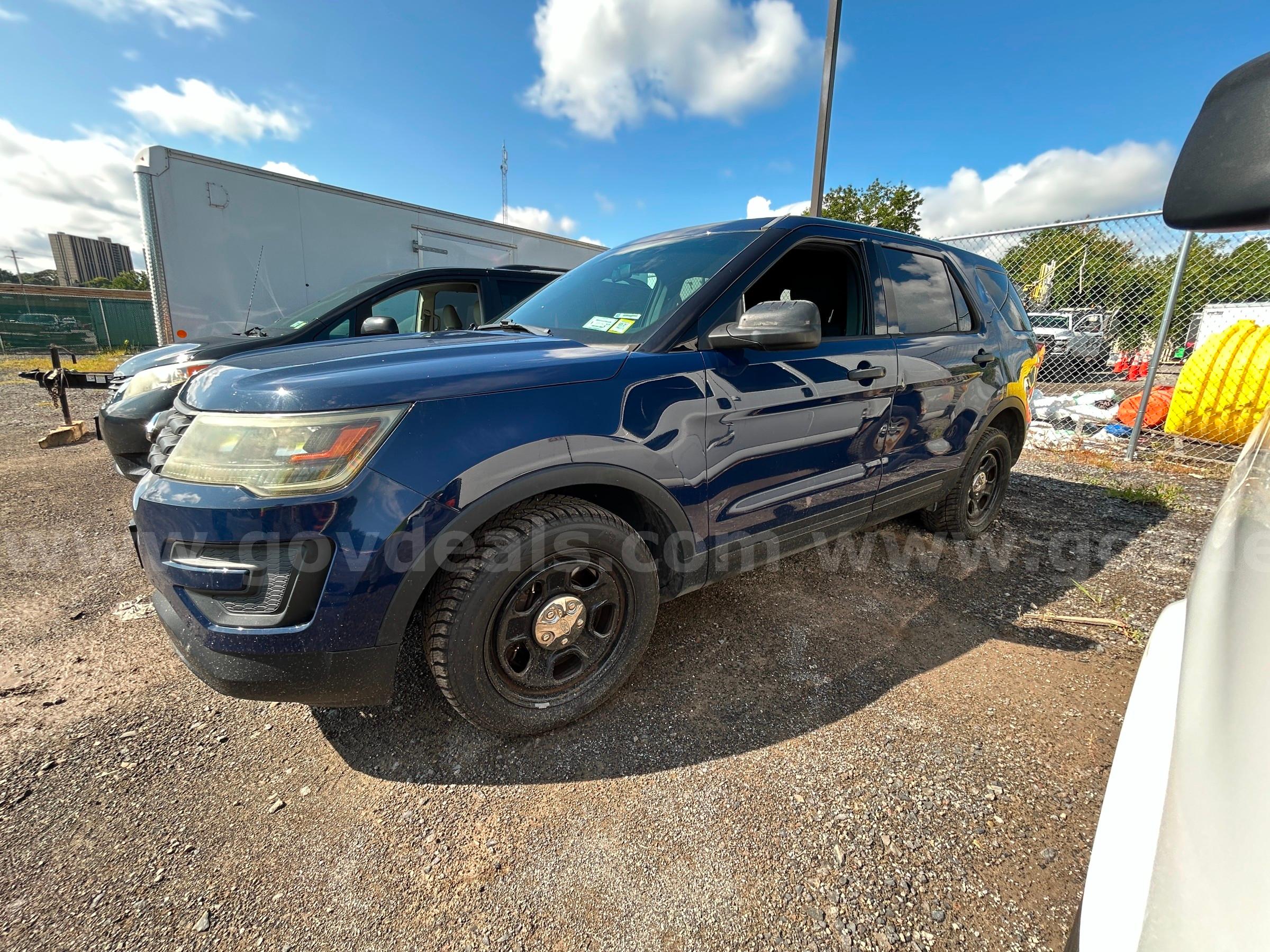 2017 Ford Explorer  SEE VIDEO!!  LOW MILEAGE!!