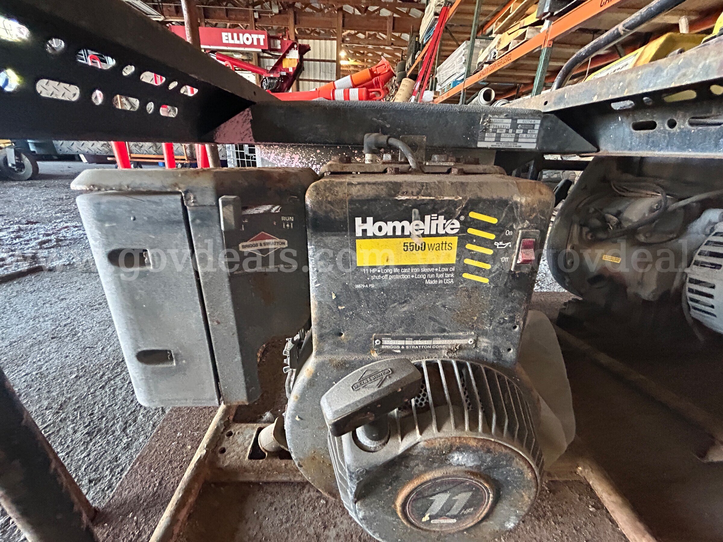 LOT of 4 Generators Yamaha / Homelite / JD  Government Surplus Auction - Photo #3