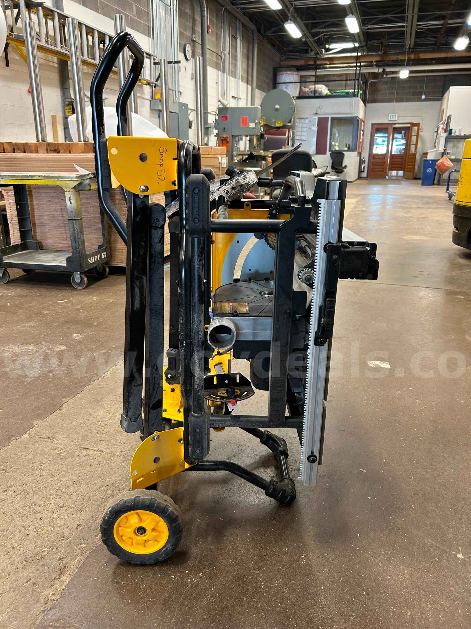 DeWalt Table Saw DeWalt  Government Surplus Auction - Photo #5