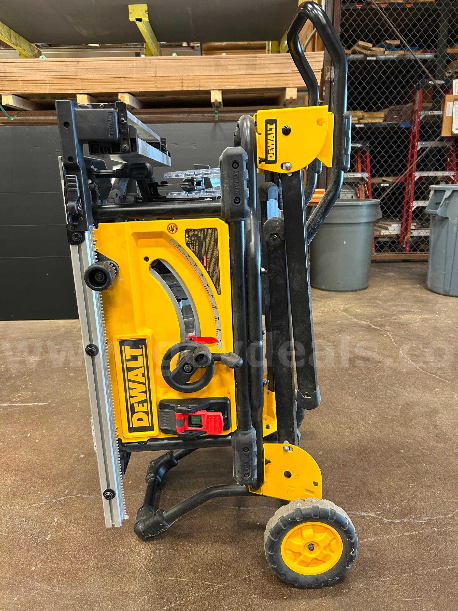 DeWalt Table Saw