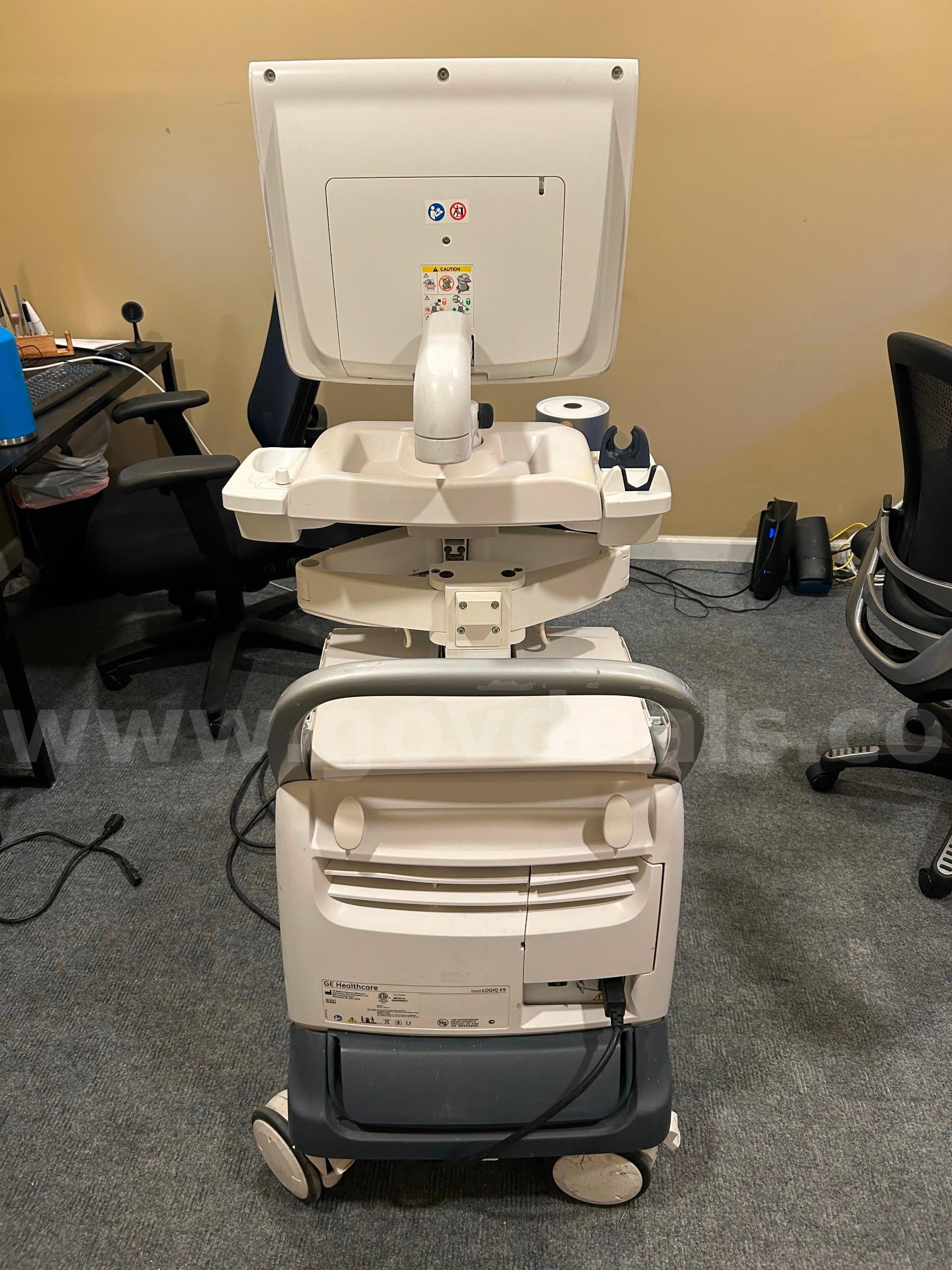 GE LOGIQ E9 Ultrasound GE LOGIQ E9 Government Surplus Auction - Photo #3