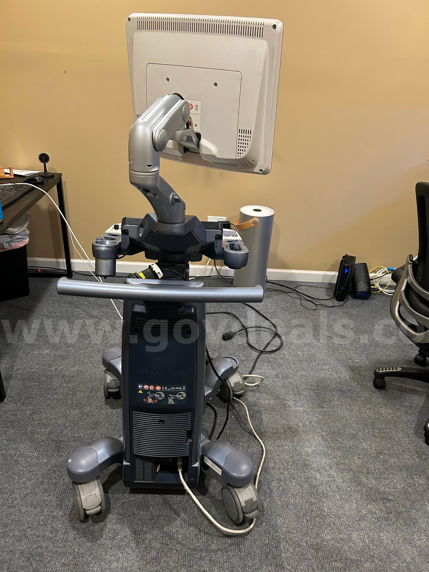 GE LOGIQ S7 EXPERT ULTRASOUND GE LOGIQ S7 EXPERT Government Surplus Auction - Photo #3