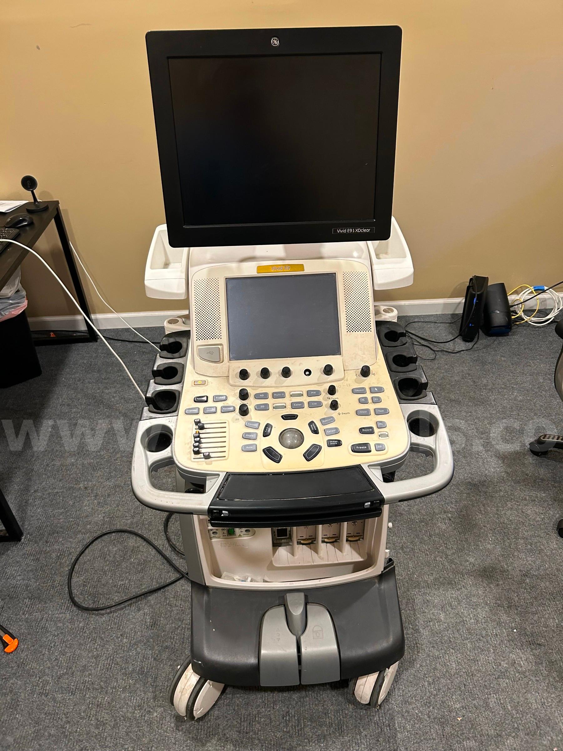 GE VIVID E9 ULTRASOUND GE VIVID E9 Government Surplus Auction - Primary Photo
