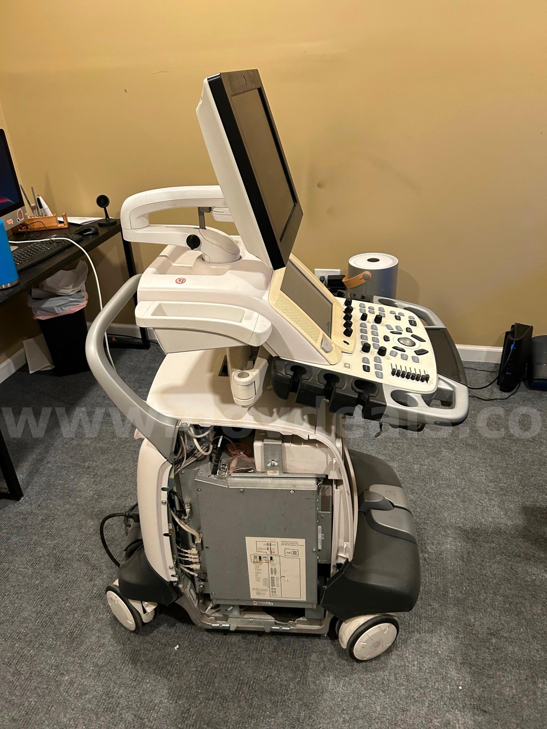 GE VIVID E9 ULTRASOUND SN:VE93444 GE VIVID E9 Government Surplus Auction - Photo #3