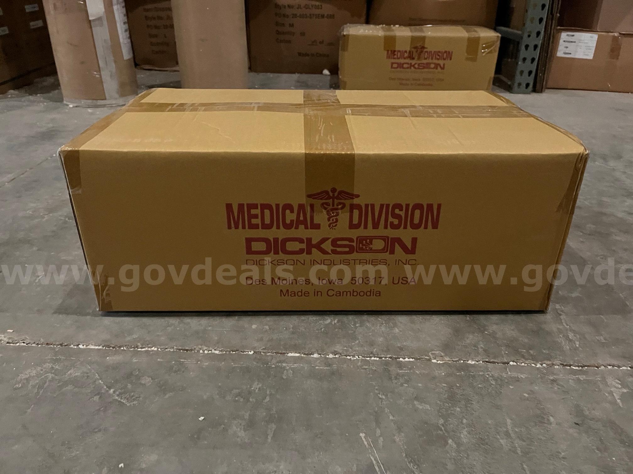 5 Pallets of Reusable Gowns 20 boxes per pallet size M   Government Surplus Auction - Photo #2