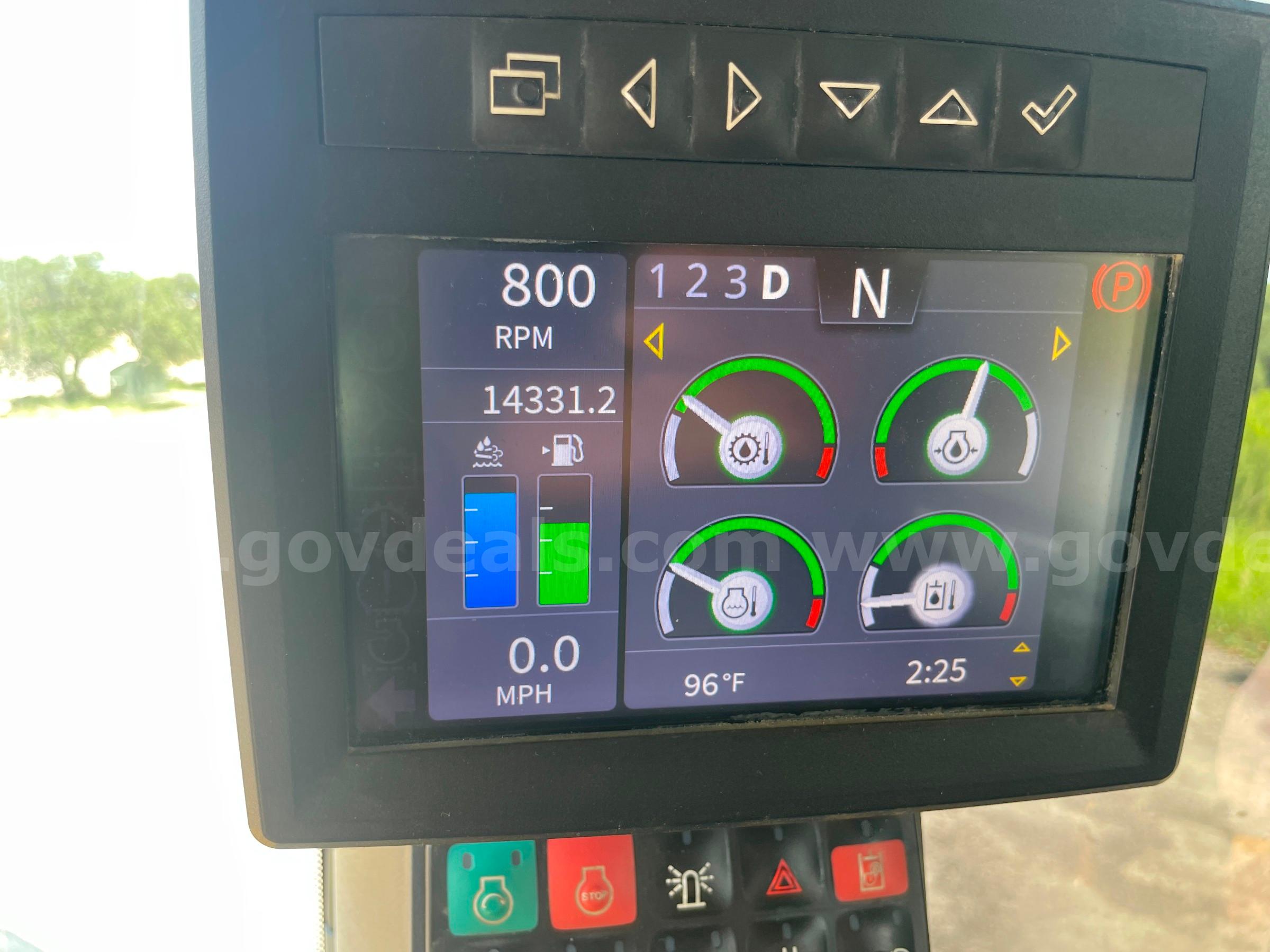 2021 John Deere 844L 4WD Articulated Wheel Loader John Deere 844L Government Surplus Auction - Photo #5
