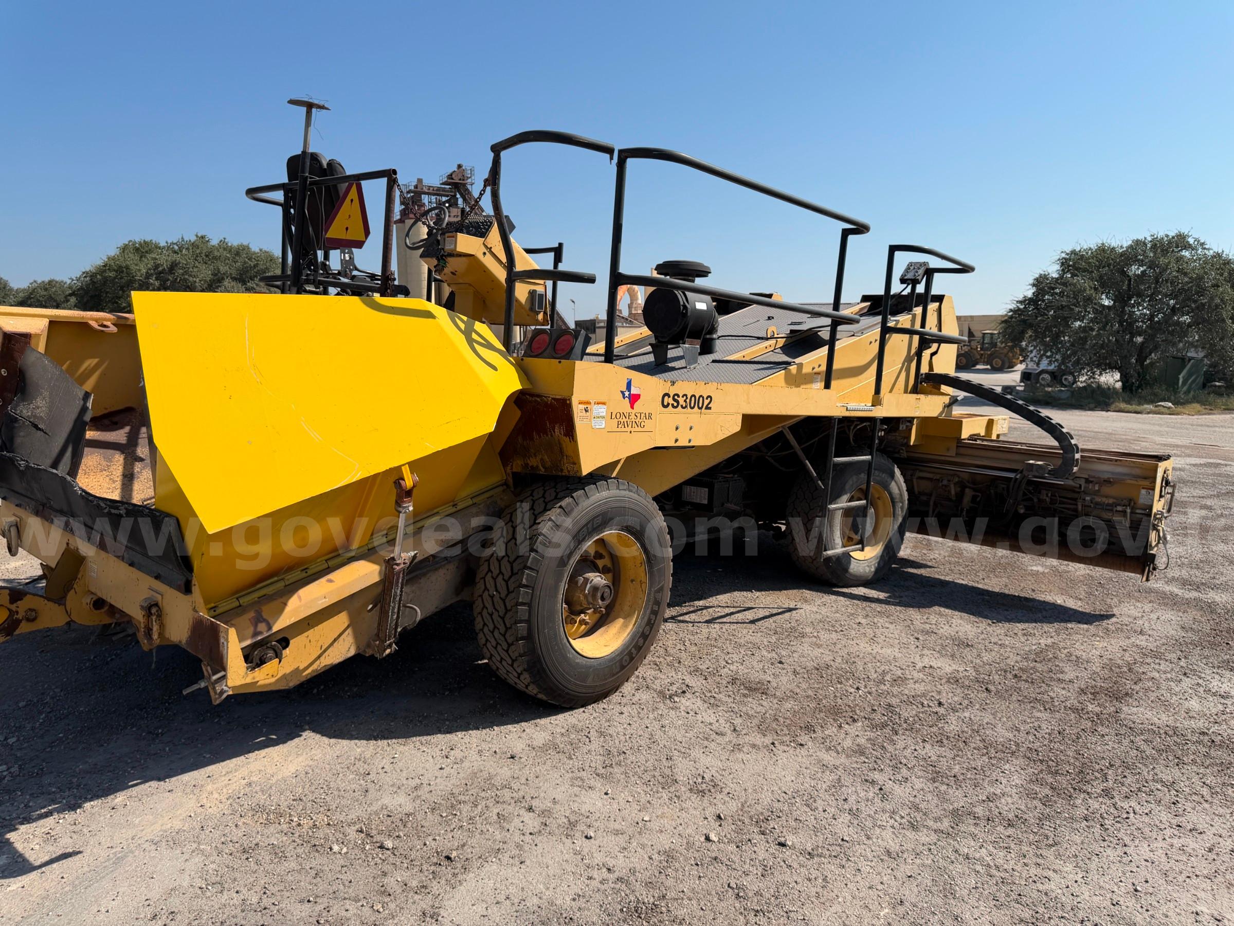 Etnyre FWD Chip Spreader Etnyre 2WD Government Surplus Auction - Photo #2