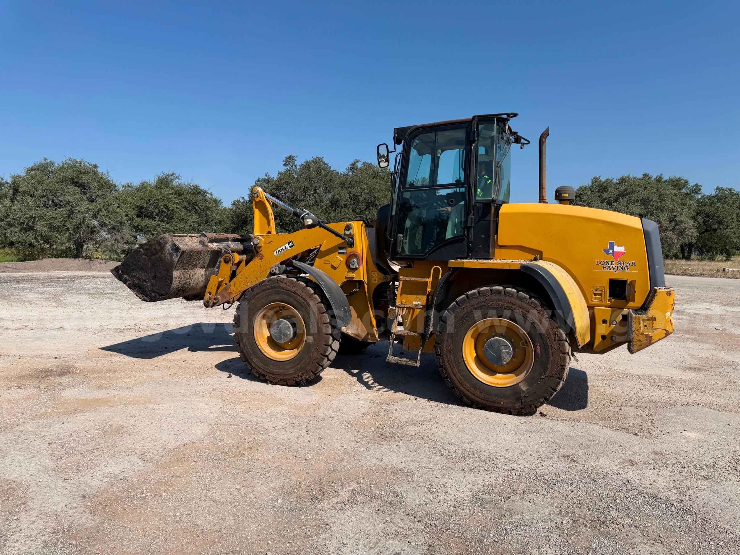 Caterpillar 914K Wheel Loader Caterpillar 914K Government Surplus Auction - Photo #2