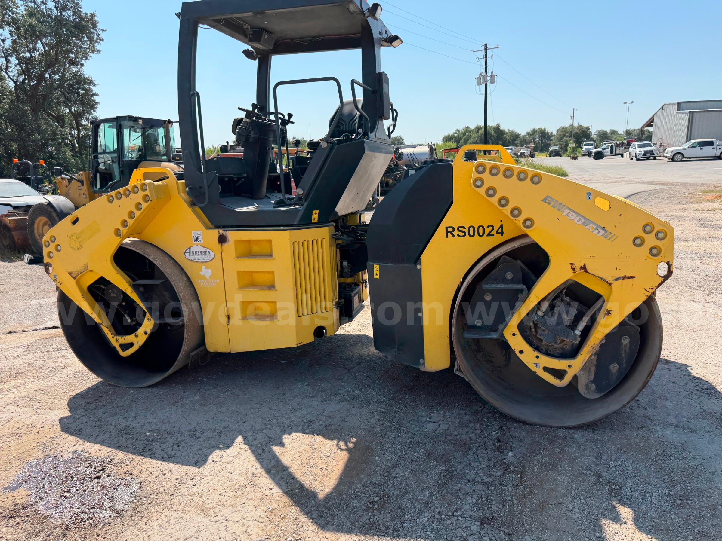 Bomag Tandem Roller BW190 AD Bomag BW190 Government Surplus Auction - Photo #2