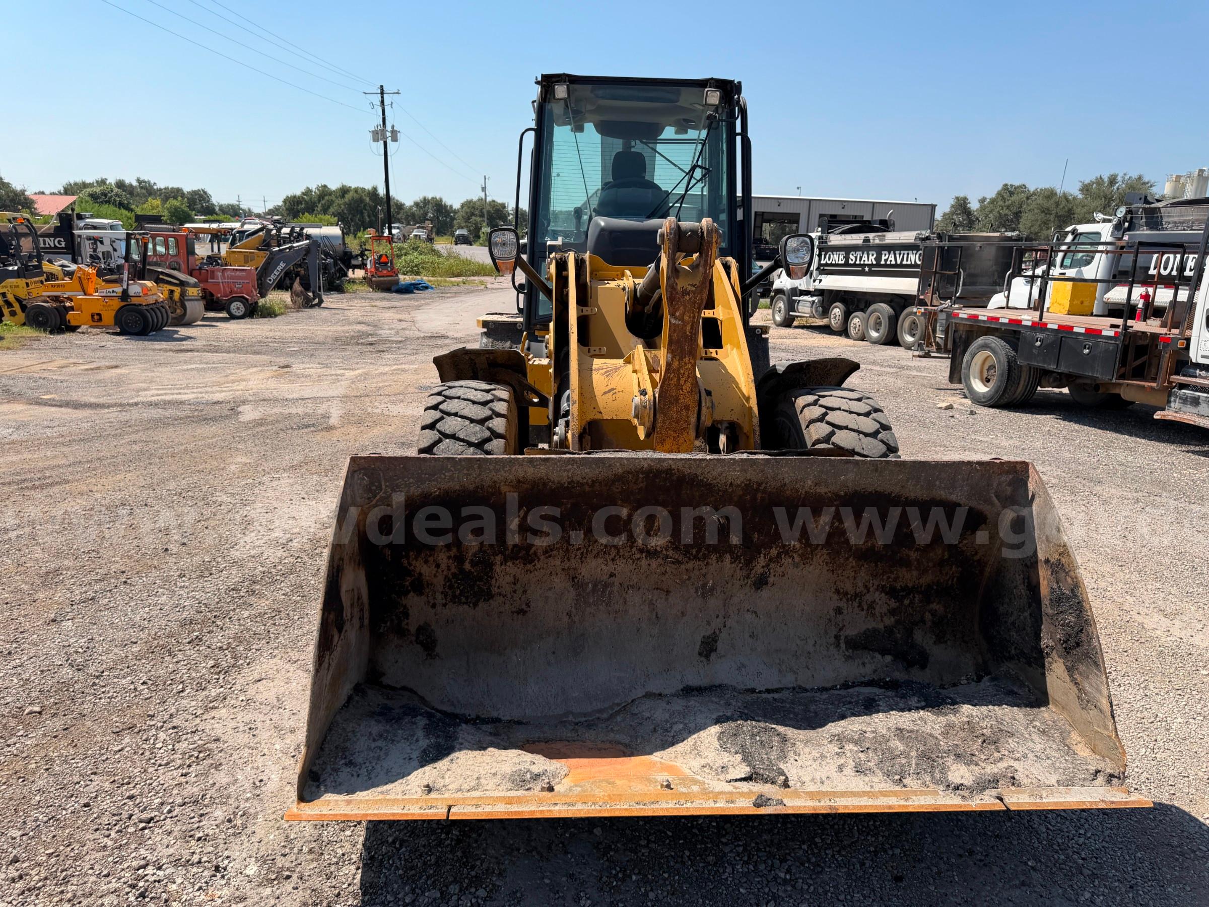 Caterpillar 914K Wheel Loader Caterpillar 914K Government Surplus Auction - Photo #3