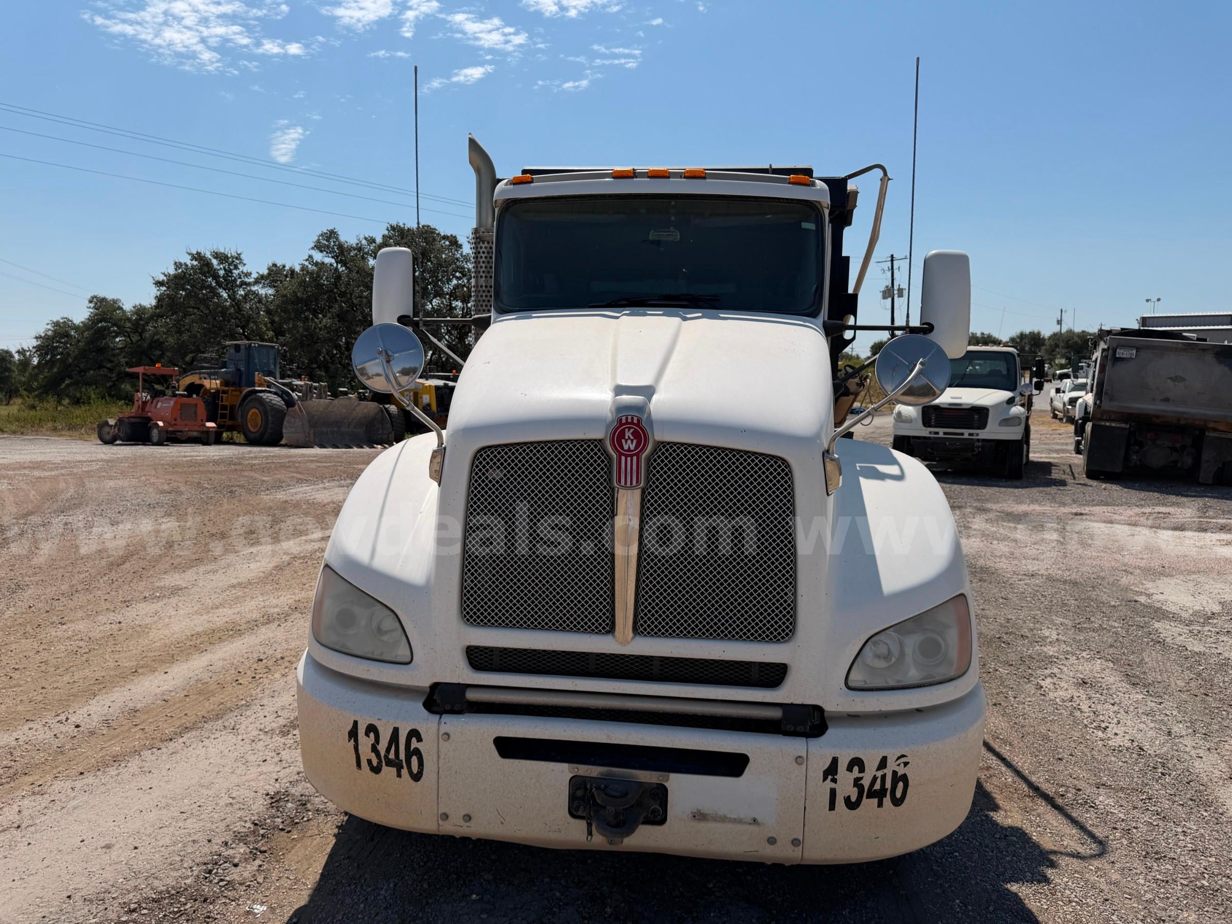 2016 Kenworth T400 Dump Truck Overload Axles Kenworth T400 Government Surplus Auction - Photo #3
