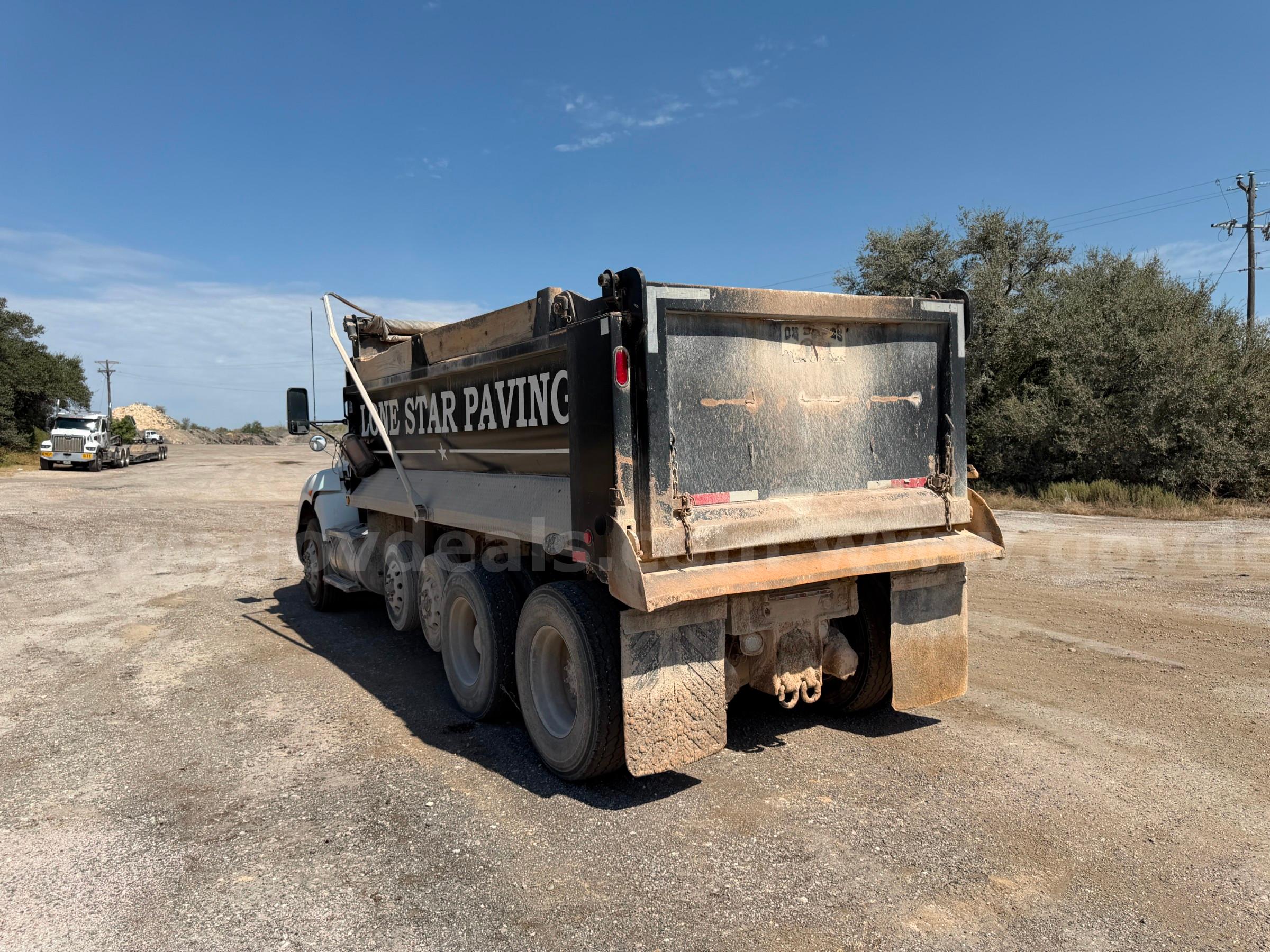 2016 Kenworth T400 Dump Truck Overload Axles Kenworth T400 Government Surplus Auction - Photo #6
