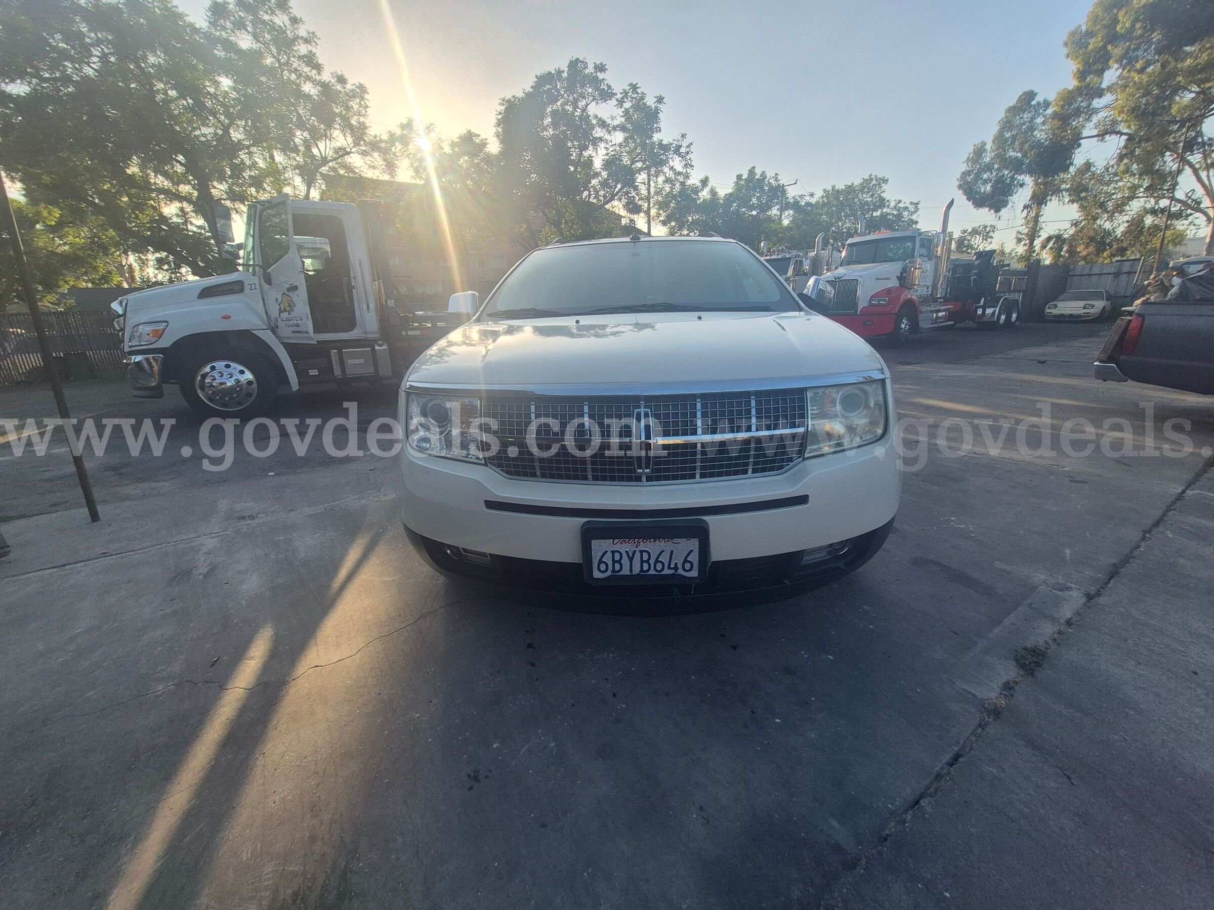 2007 Lincoln MKX Lincoln MKX Government Surplus Auction - Primary Photo