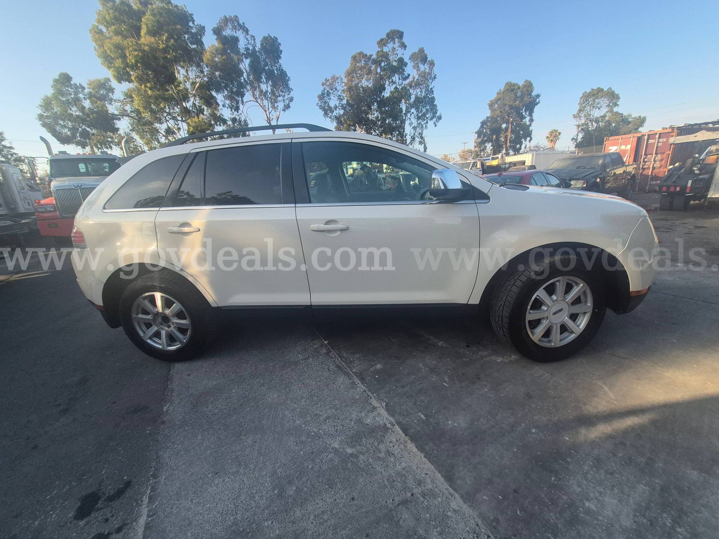 2007 Lincoln MKX Lincoln MKX Government Surplus Auction - Photo #2