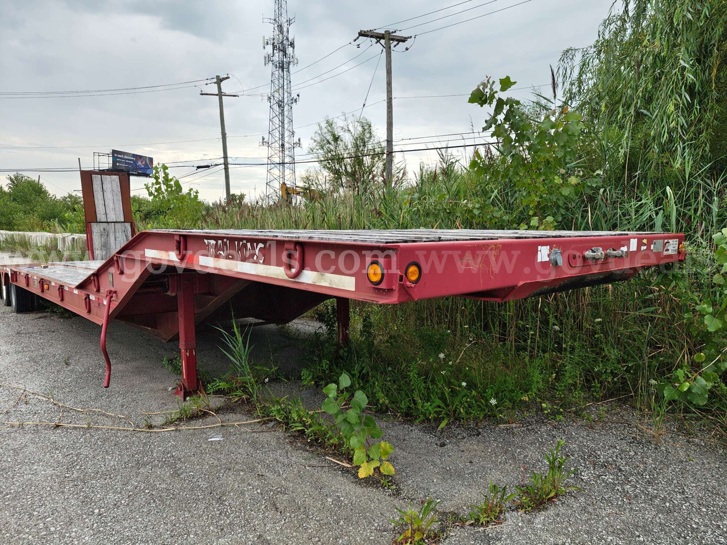 2004 Trail King TK70RG-412 T/A 35 Ton Lowboy