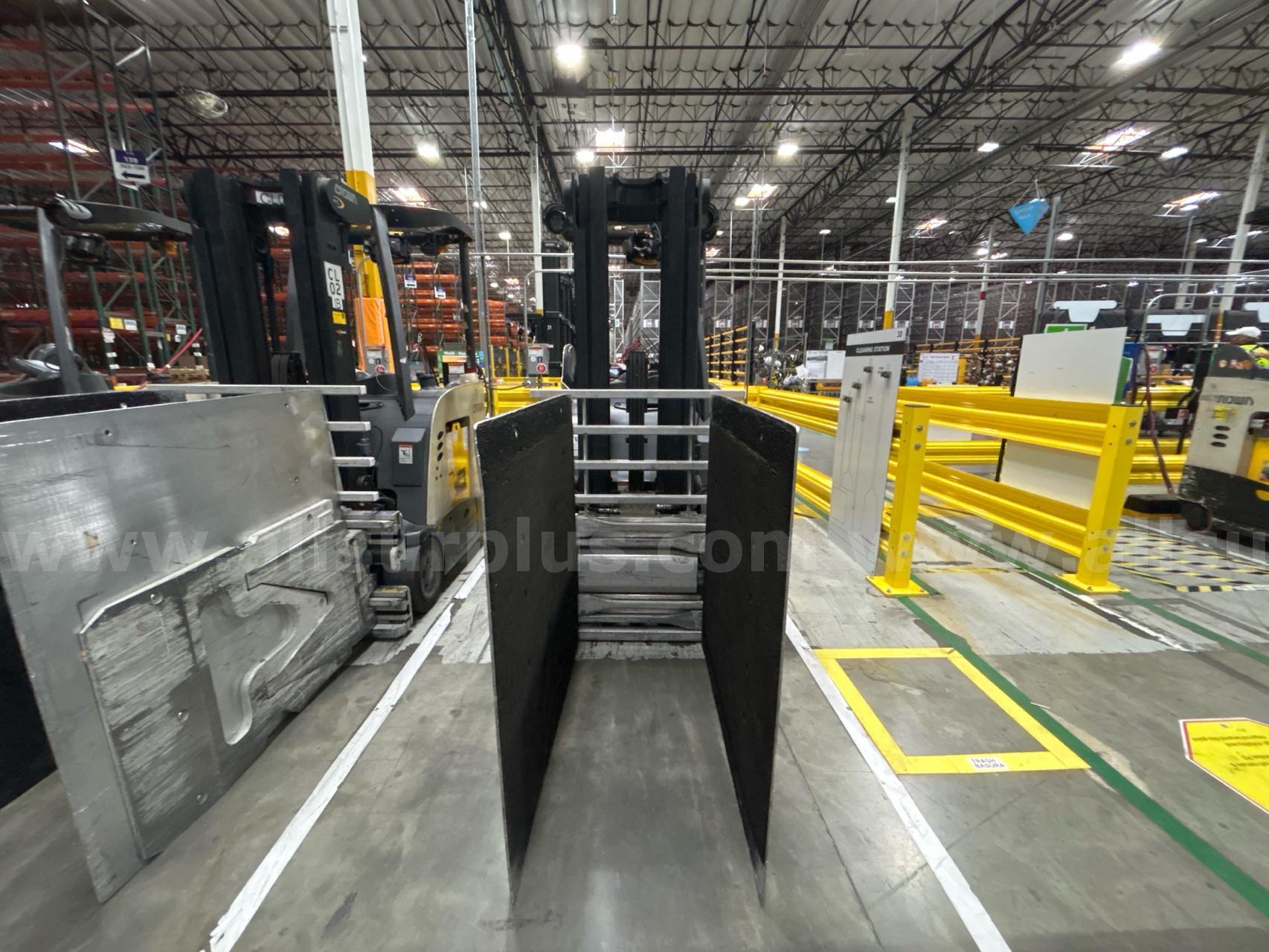 Crown RC 5500 Series Stand-Up Electric Forklift with Carton Clamp Crown 5500 Government Surplus Auction - Photo #3