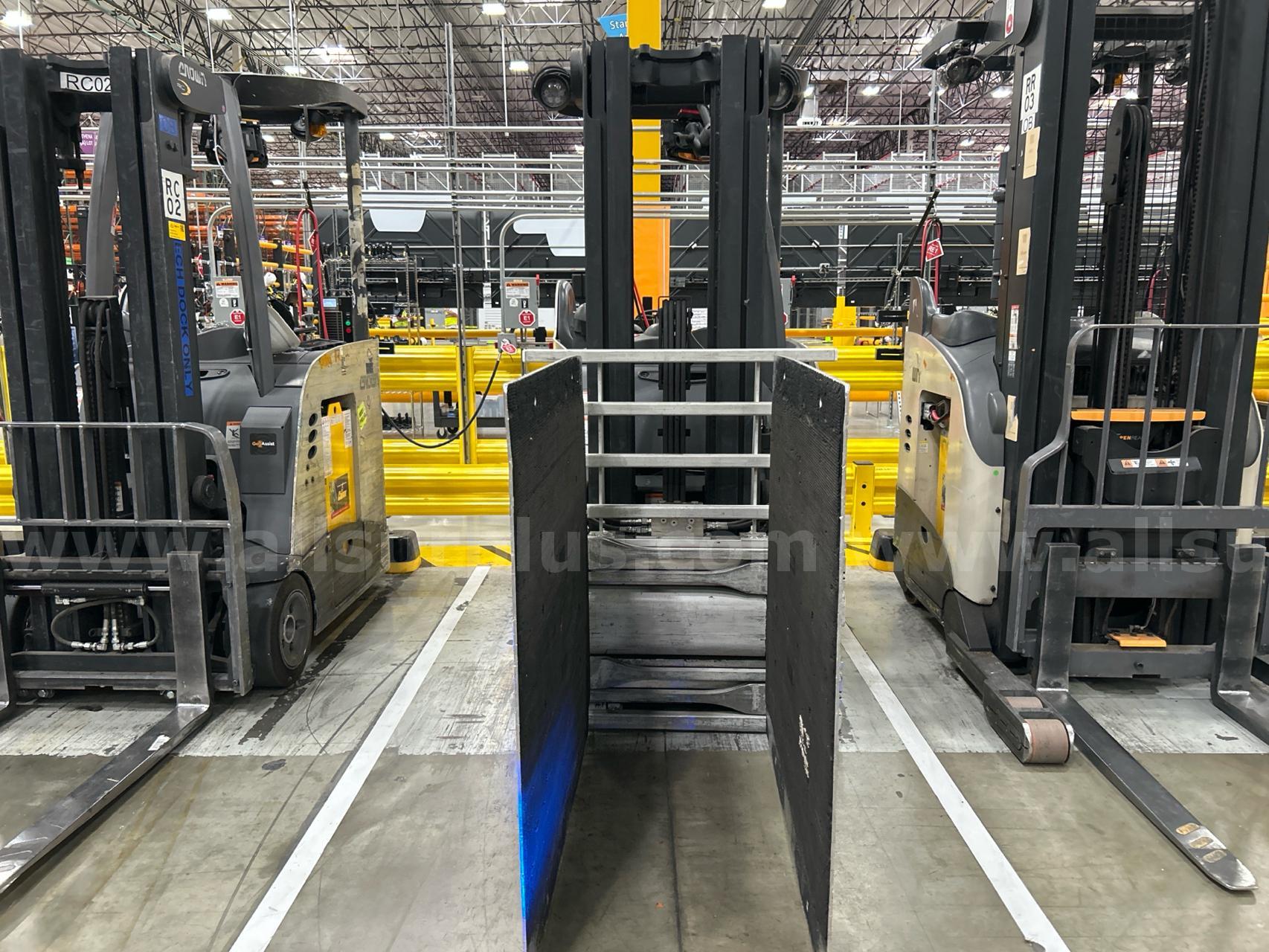 Crown RC 5500 Series Stand-Up Electric Forklift with Carton Clamp Crown 5500 Government Surplus Auction - Photo #2