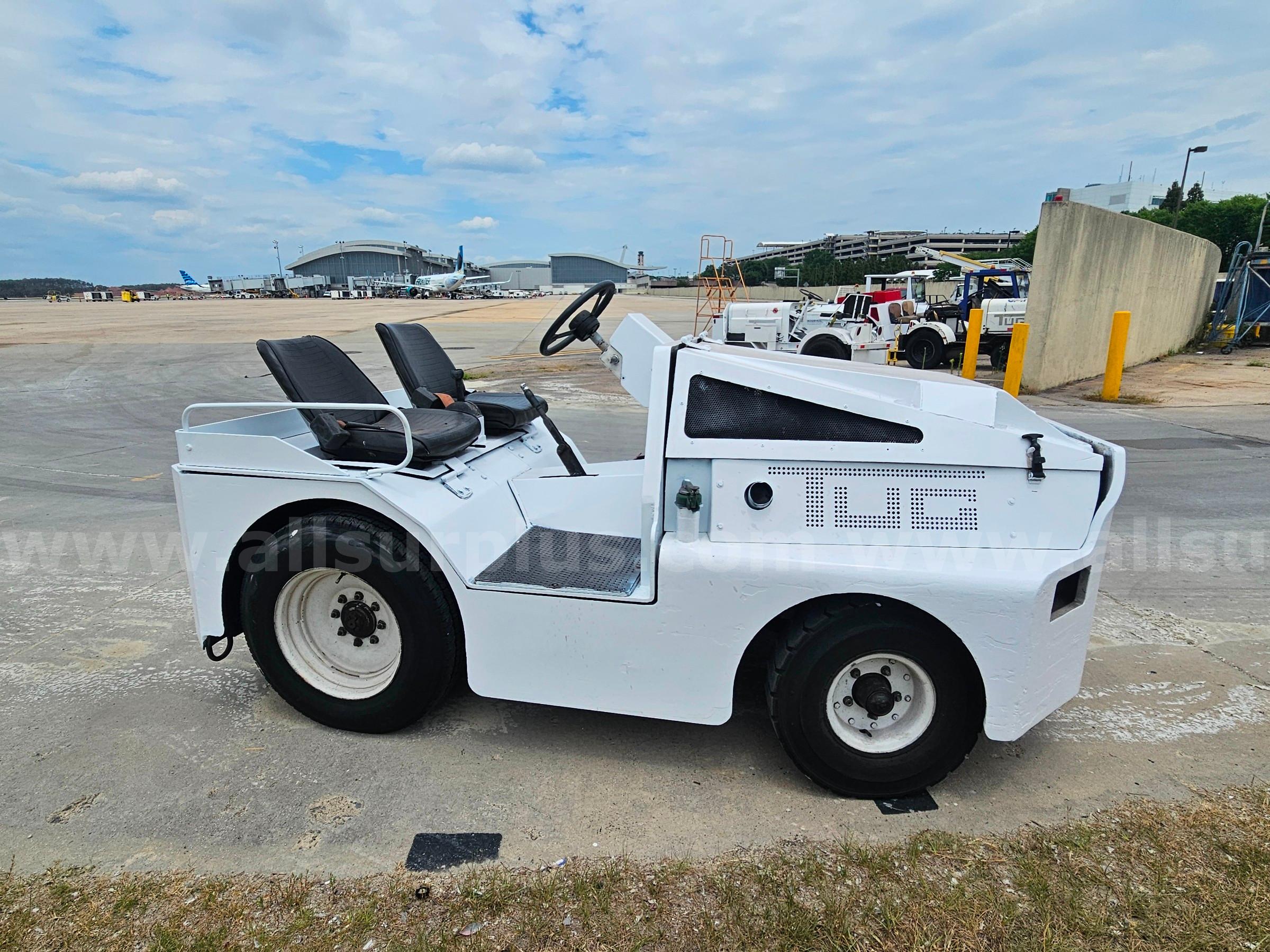 2000 TUG M150-30 Bag Tug TUG M150 Government Surplus Auction - Photo #3