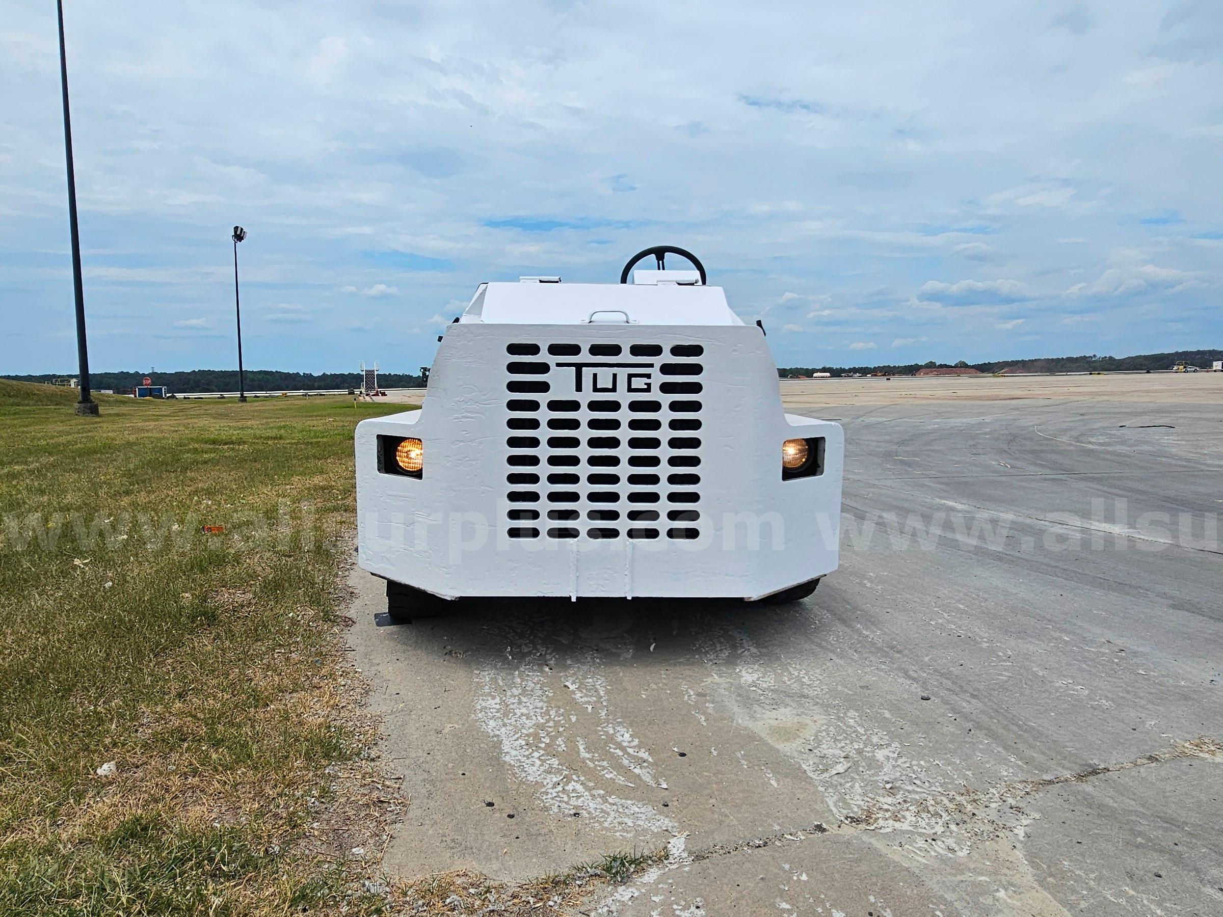 2000 TUG M150-30 Bag Tug TUG M150 Government Surplus Auction - Photo #5