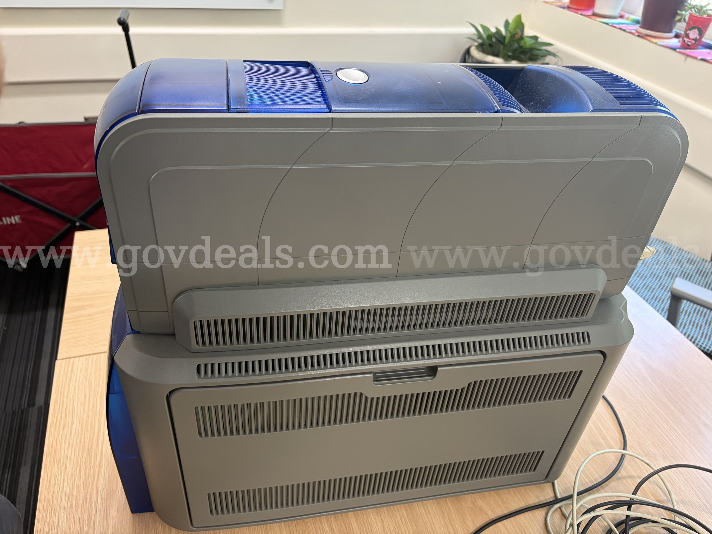 DataCard SD460 ID Printer DataCard SD460 Government Surplus Auction - Photo #3